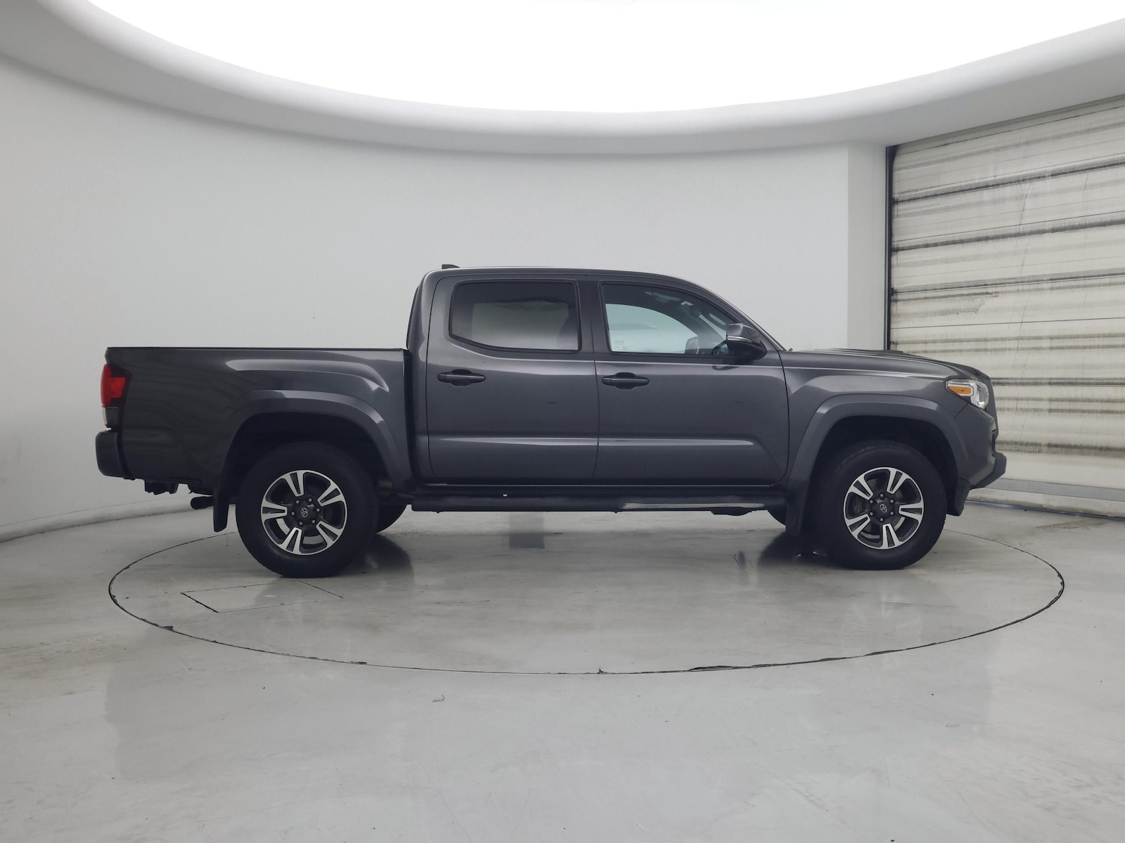 2018 Toyota Tacoma TRD Sport - Photo 8