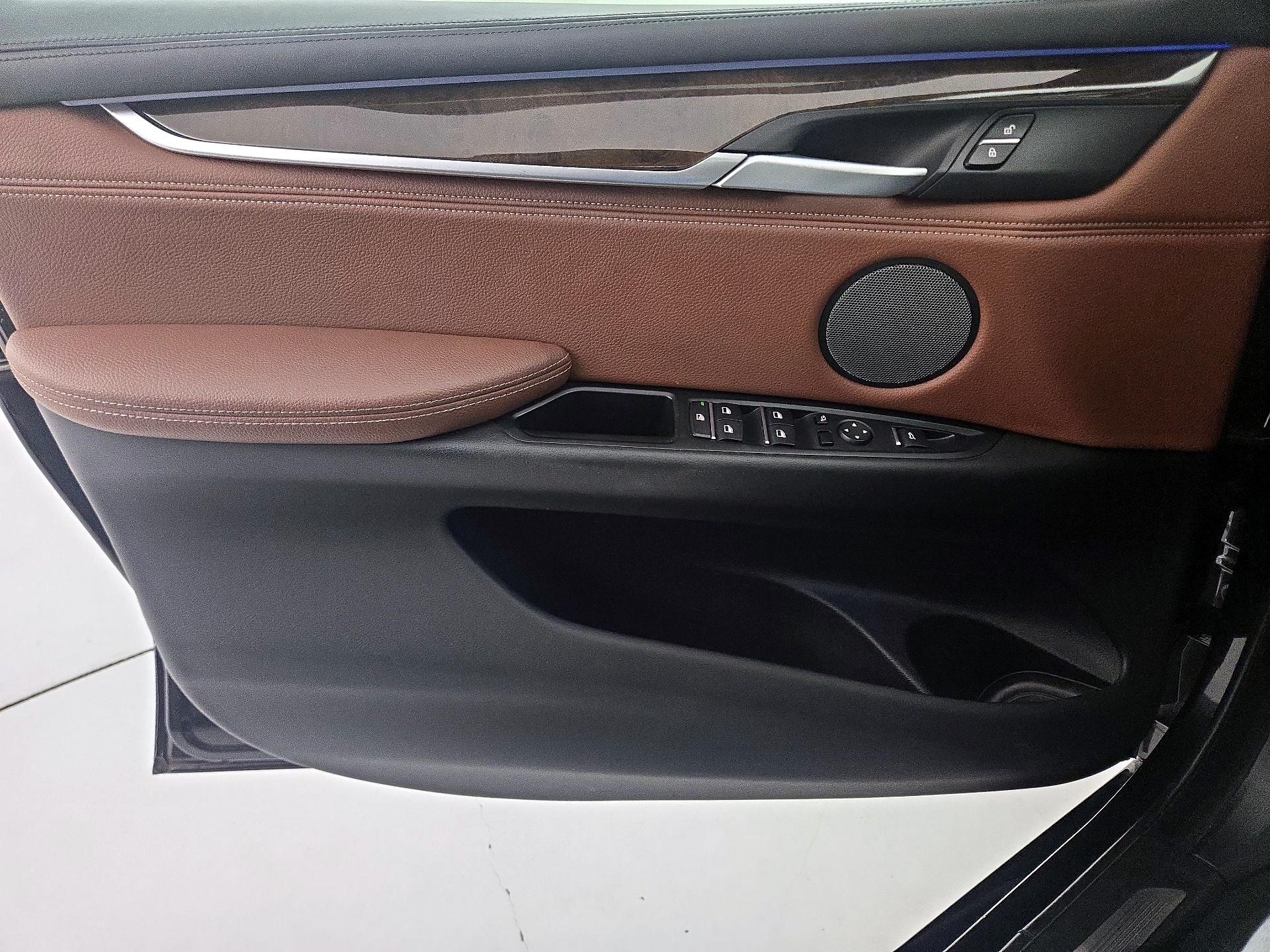 Thumbnail: 2018 BMW X5 - 12