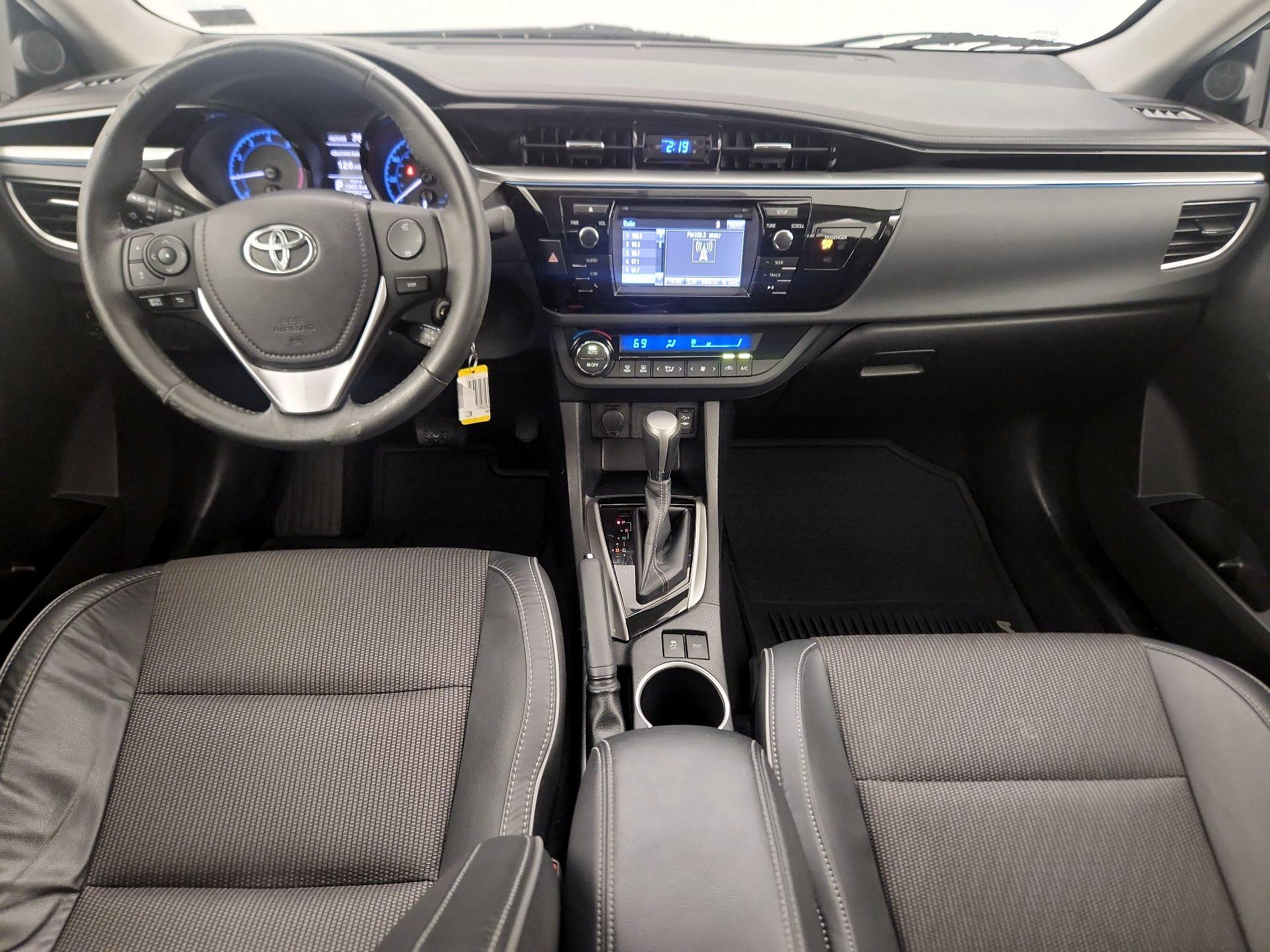 Thumbnail: 2015 Toyota Corolla - 9