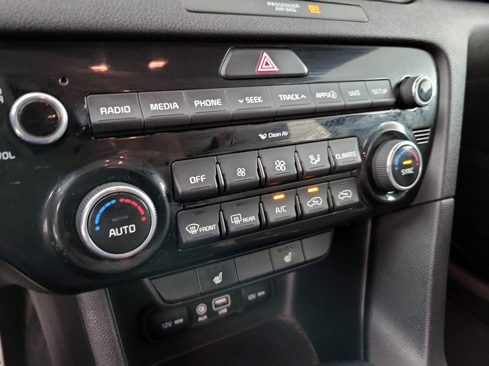2018 Kia Sportage EX - Photo 17