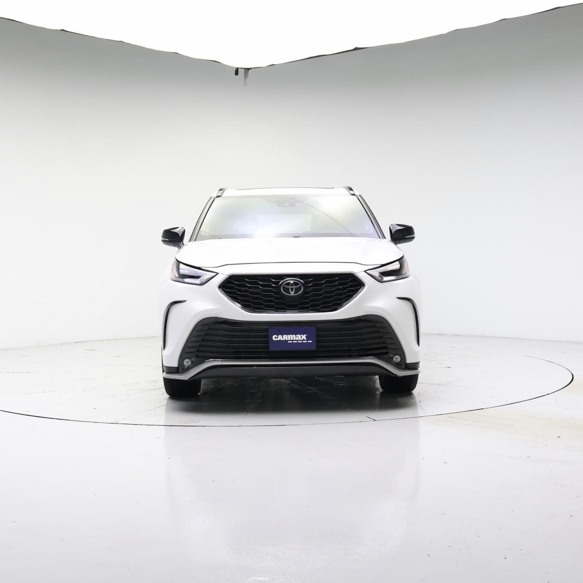 Thumbnail: 2022 Toyota Highlander - 5