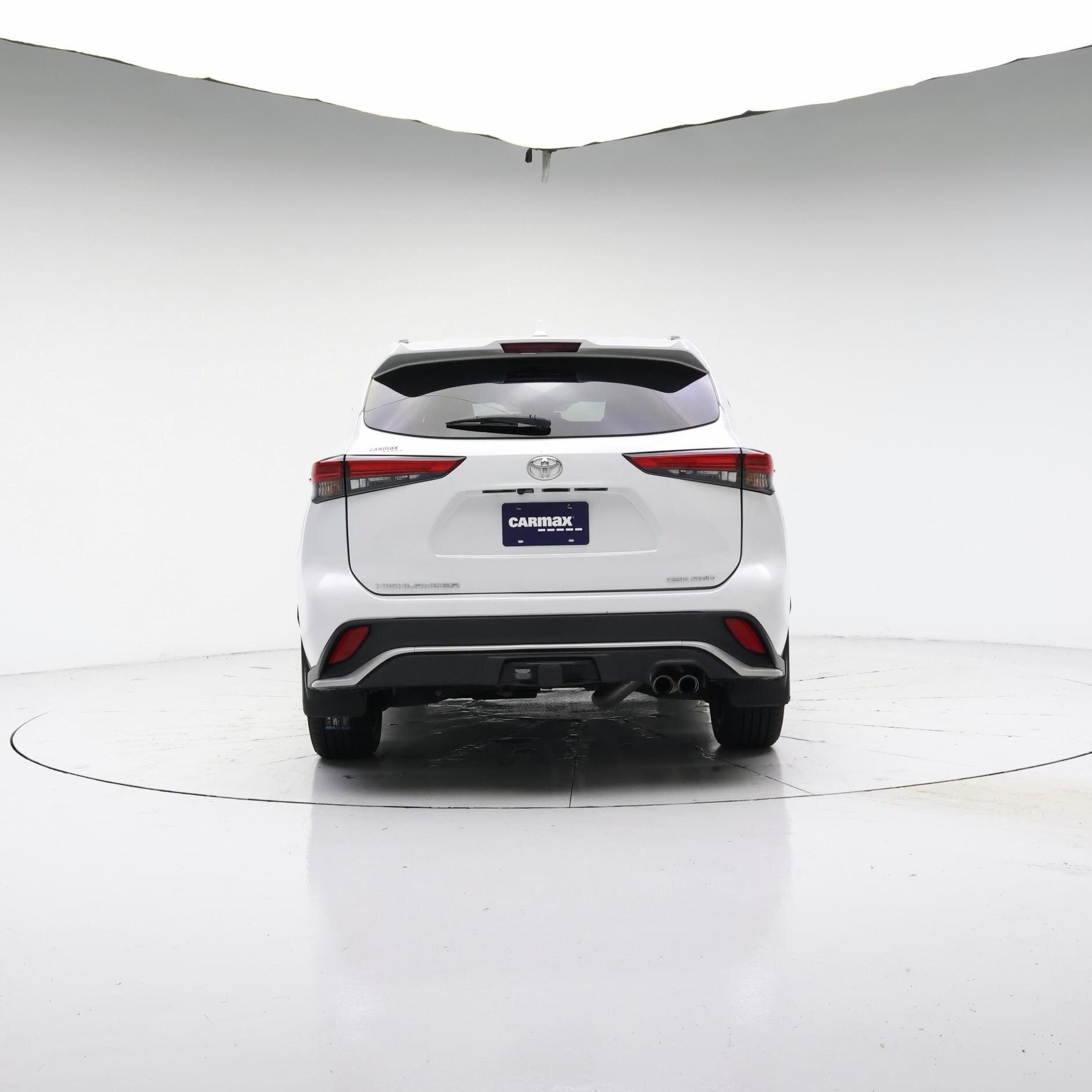 Thumbnail: 2022 Toyota Highlander - 6