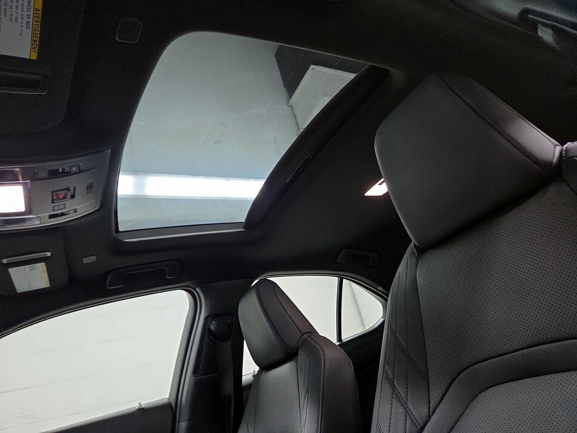 Thumbnail: 2024 Lexus UX - 17