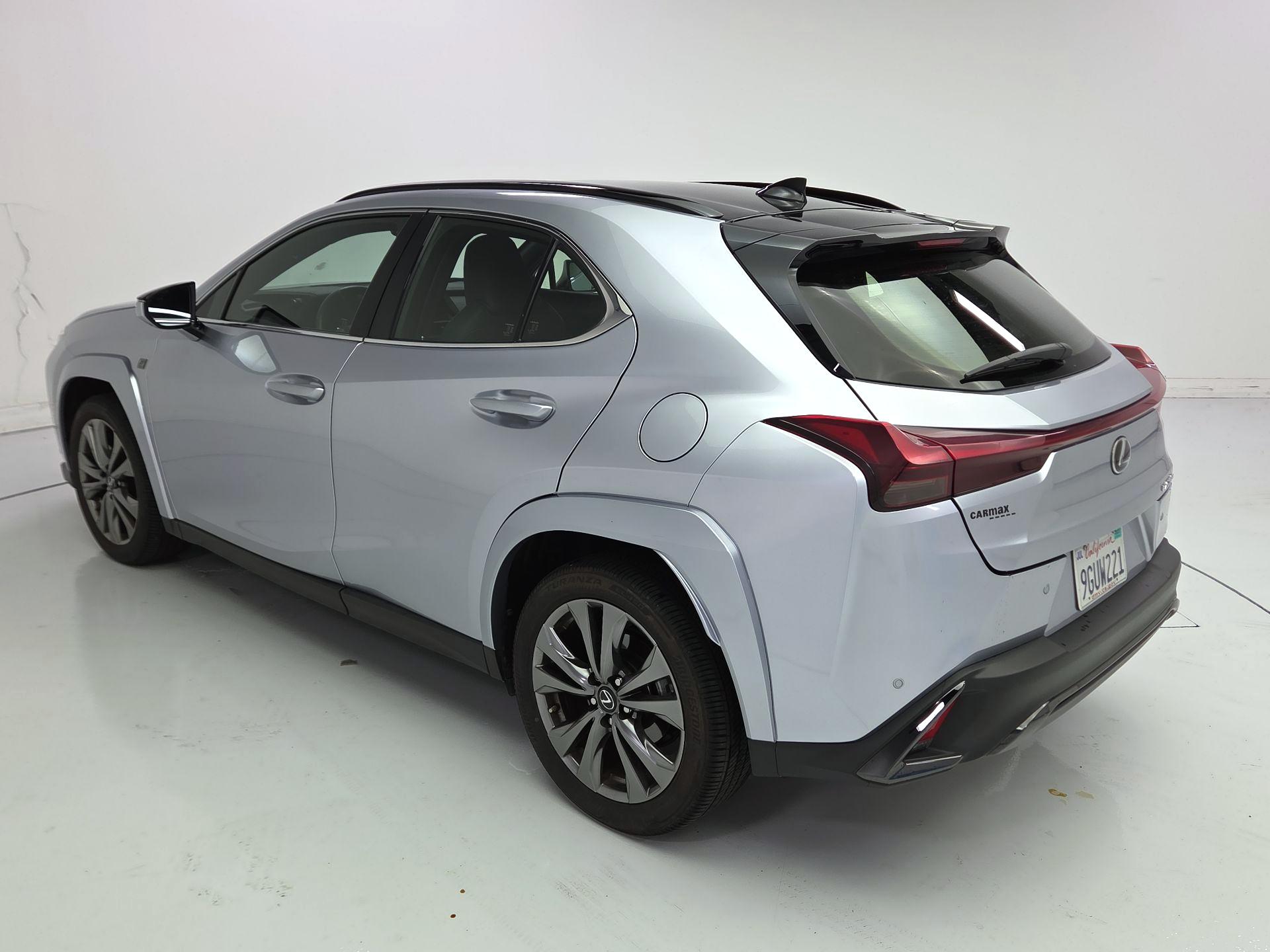 Thumbnail: 2024 Lexus UX - 7