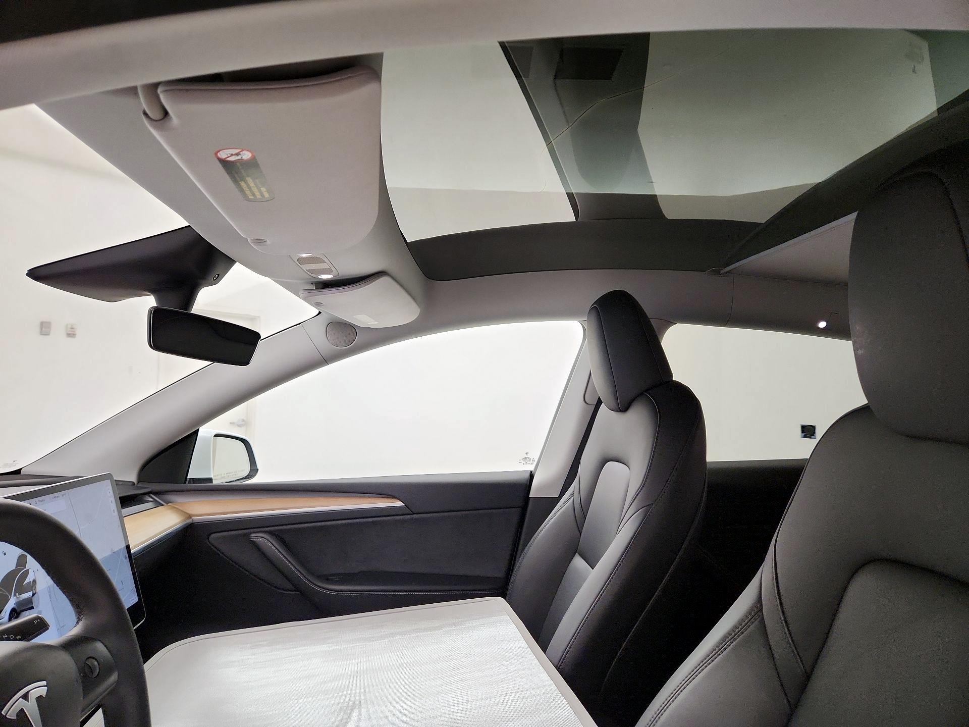 Thumbnail: 2023 Tesla Model Y - 18