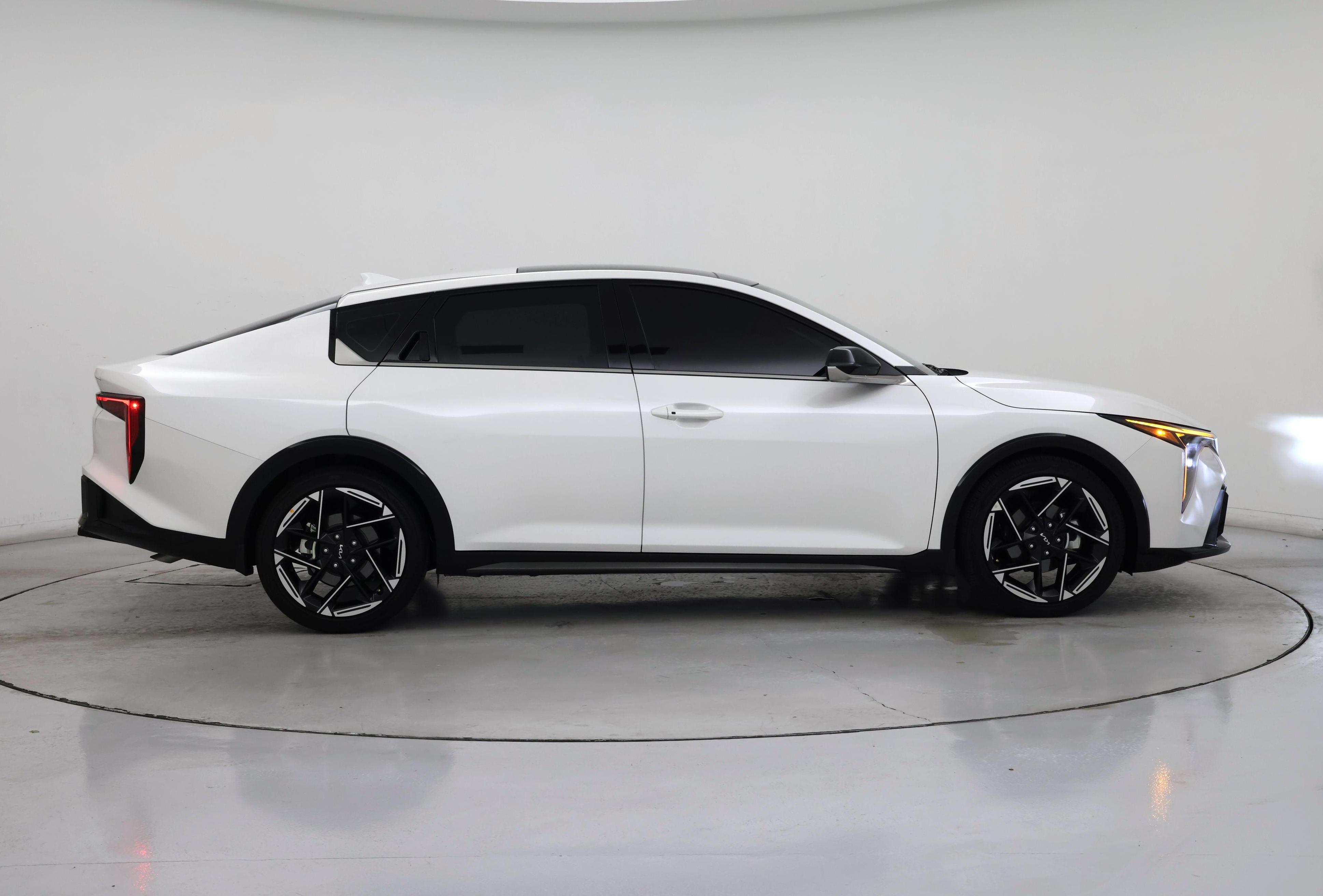 Thumbnail: 2025 Kia K4 - 7