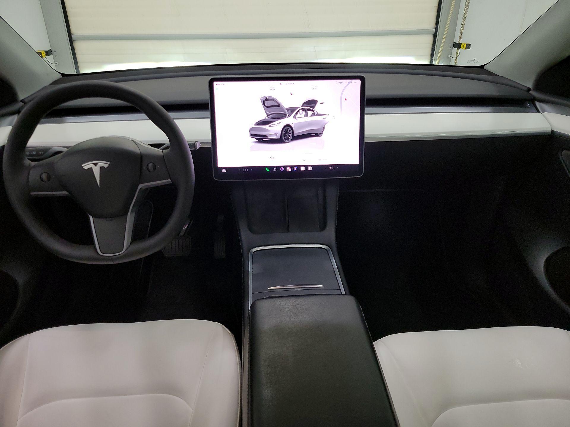 Thumbnail: 2022 Tesla Model Y - 9