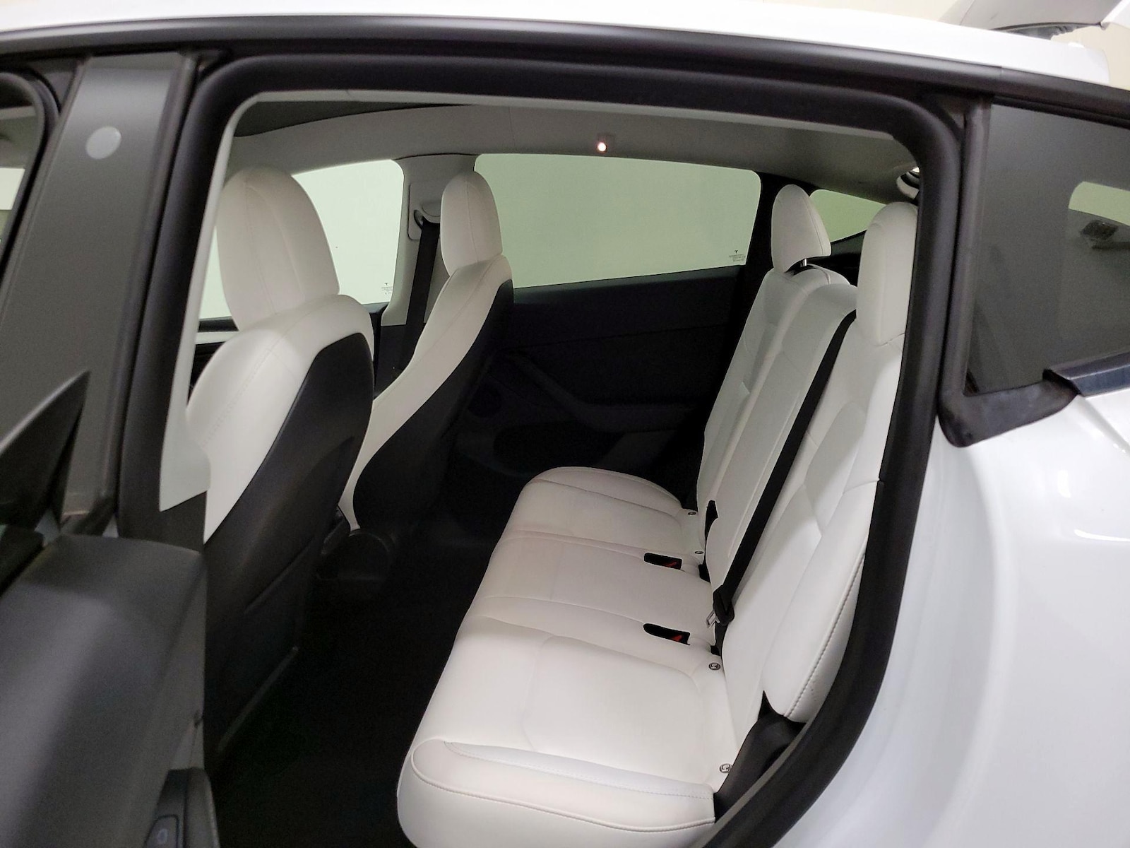 2022 Tesla Model Y Long Range - Photo 20
