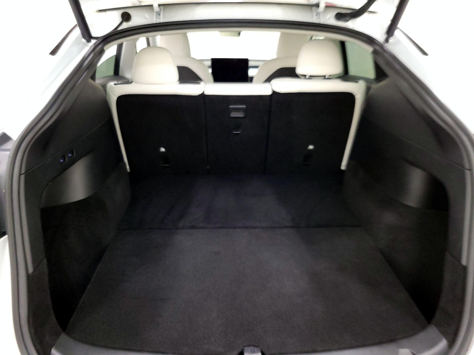2022 Tesla Model Y Long Range - Photo 21