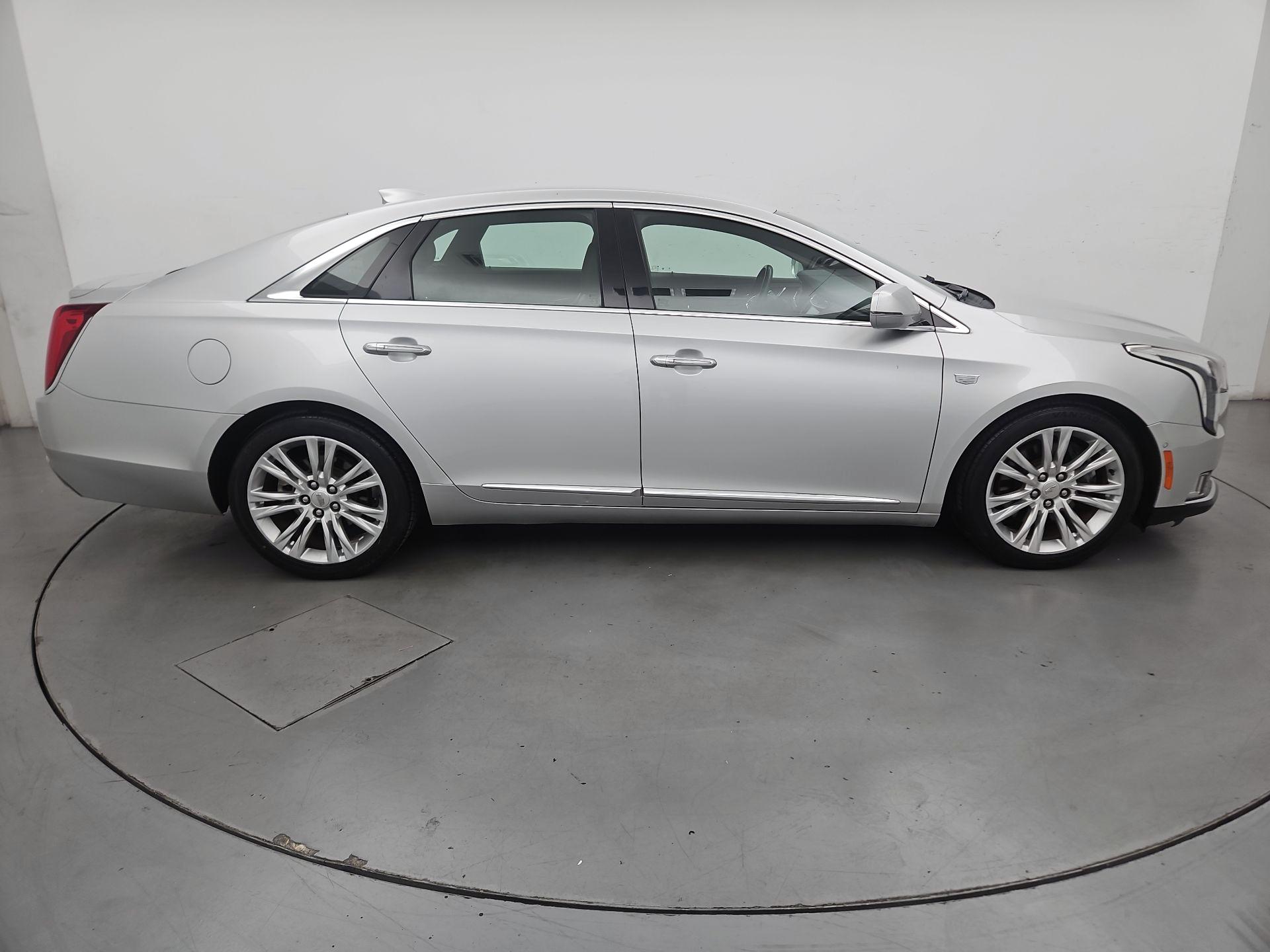 Thumbnail: 2019 Cadillac XTS - 4