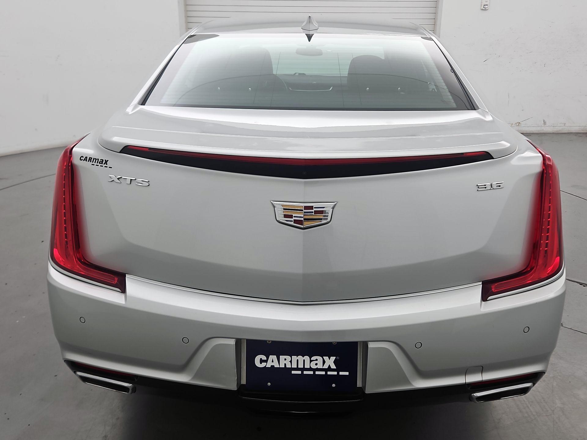 Thumbnail: 2019 Cadillac XTS - 6