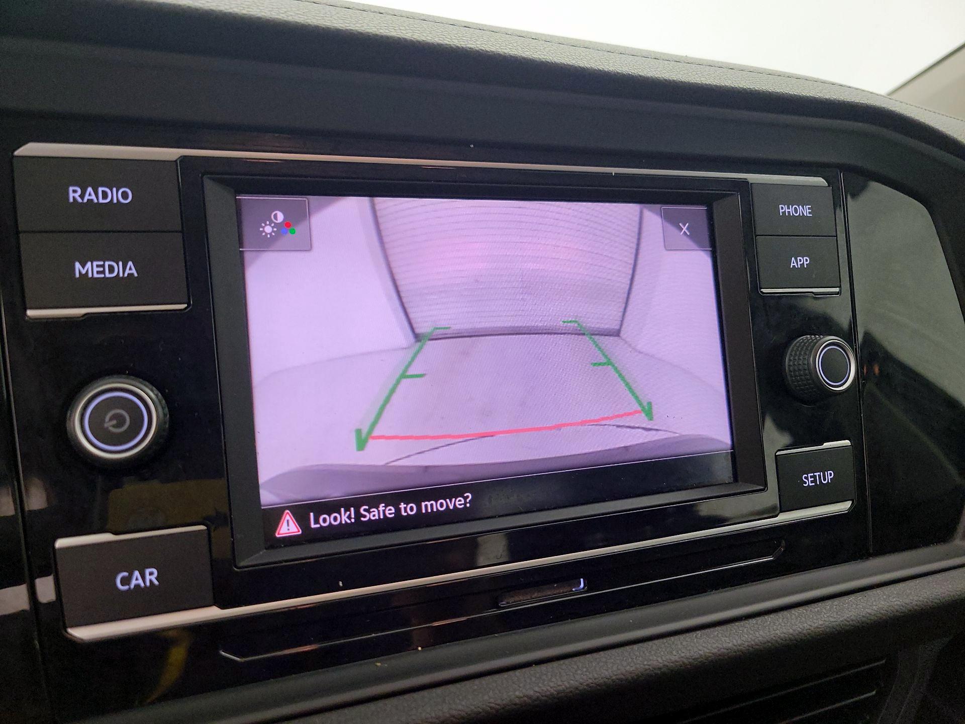 Thumbnail: 2019 Volkswagen Jetta - 15