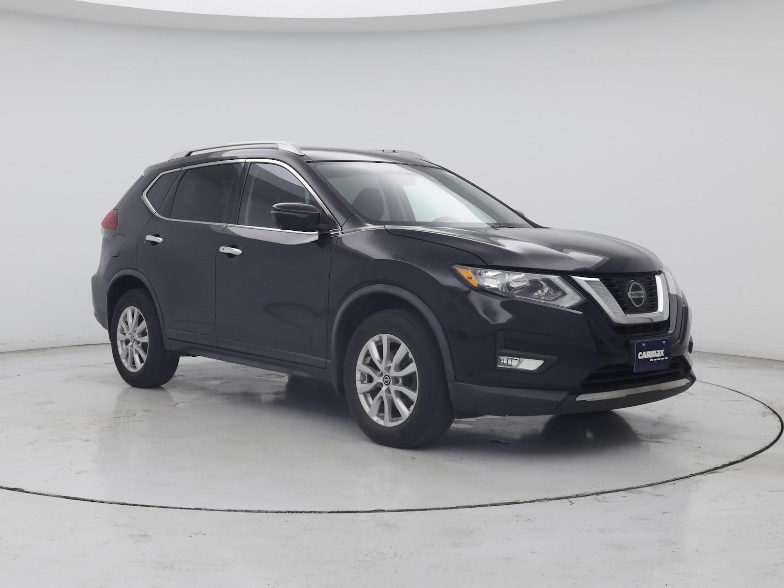 2018 Nissan Rogue SV - Photo 2