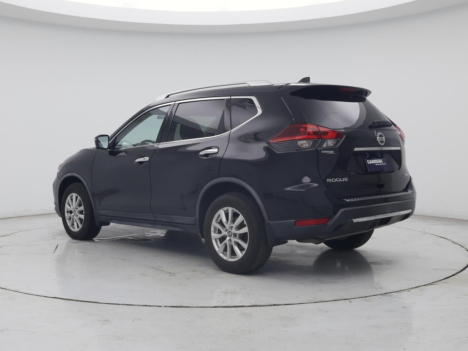 2018 Nissan Rogue SV - Photo 3