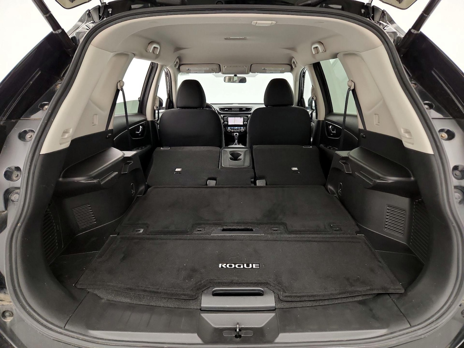 2018 Nissan Rogue SV - Photo 23