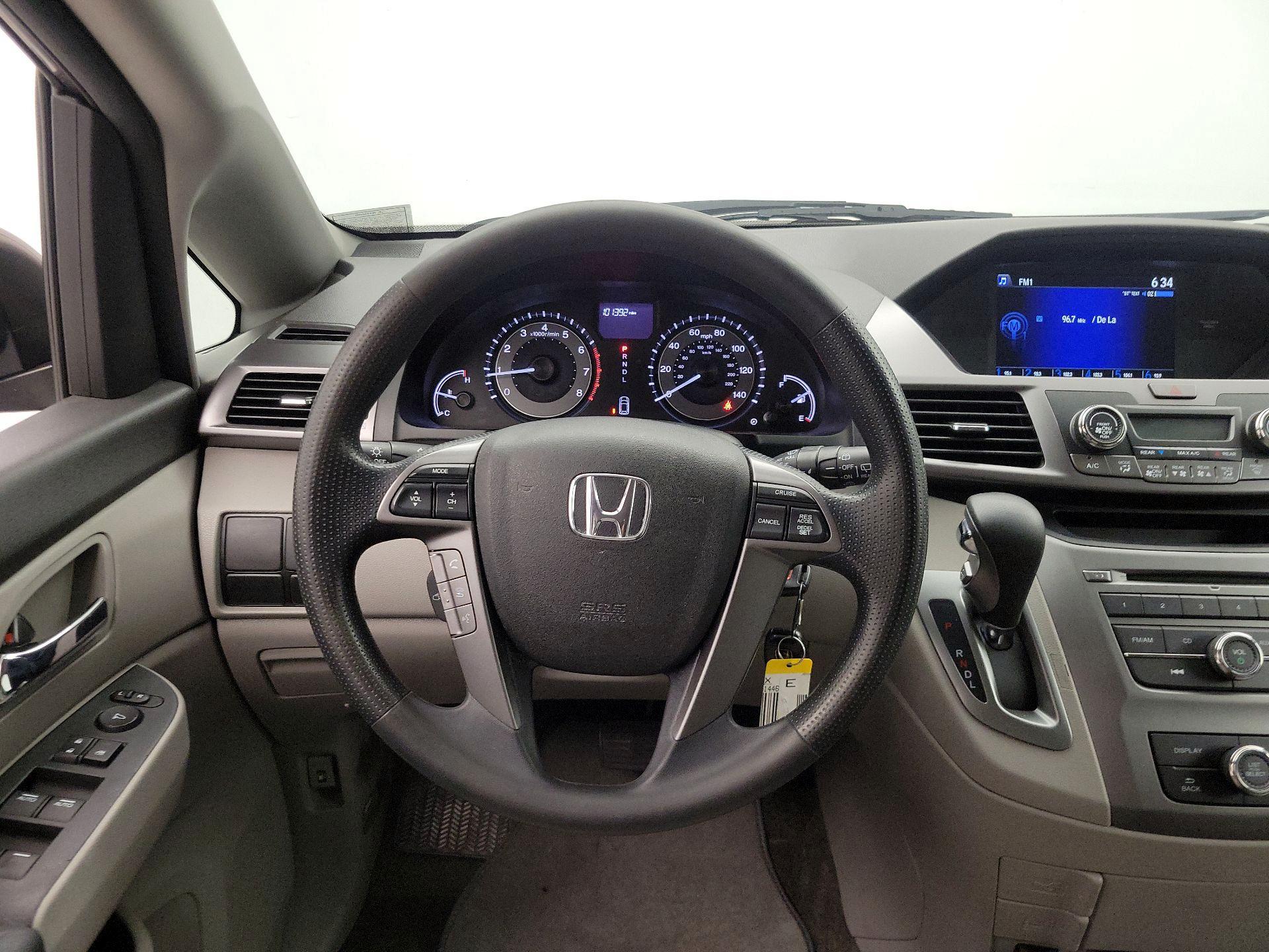 Thumbnail: 2014 Honda Odyssey - 10
