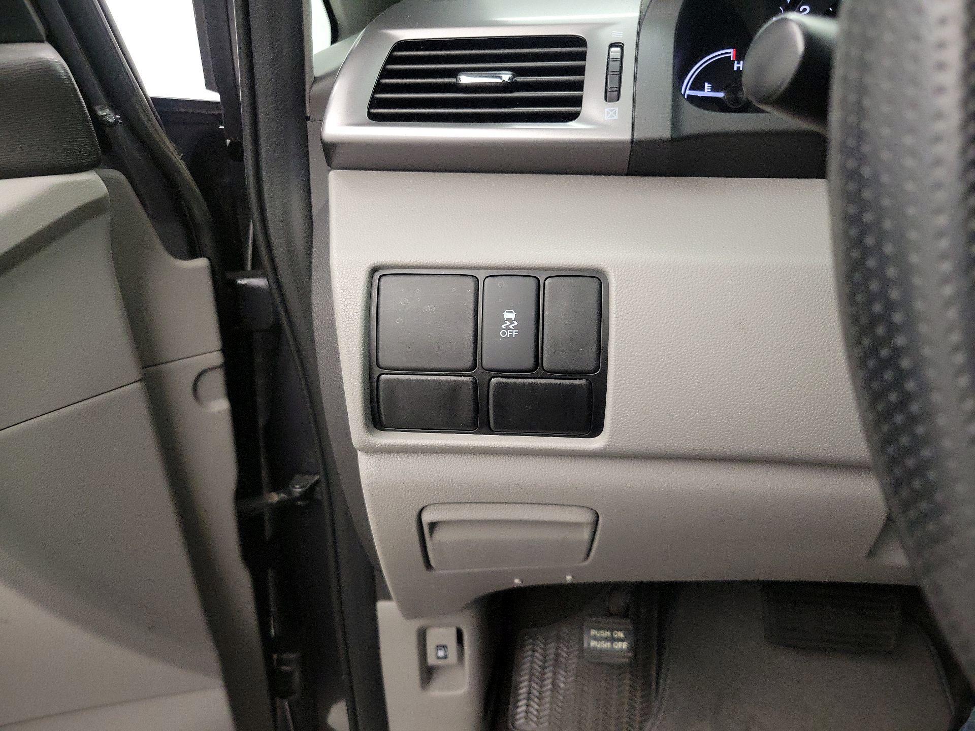 Thumbnail: 2014 Honda Odyssey - 13