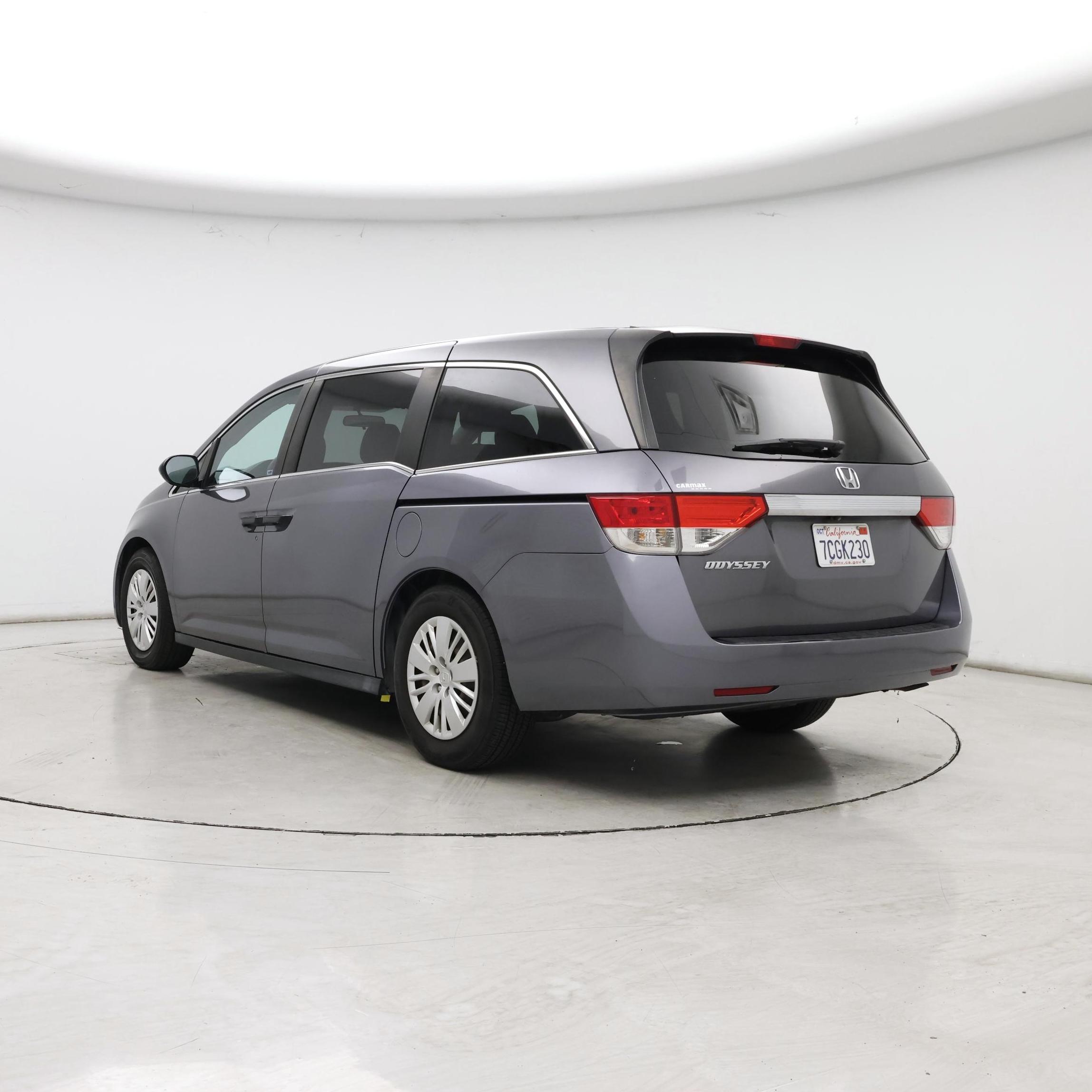 Thumbnail: 2014 Honda Odyssey - 2