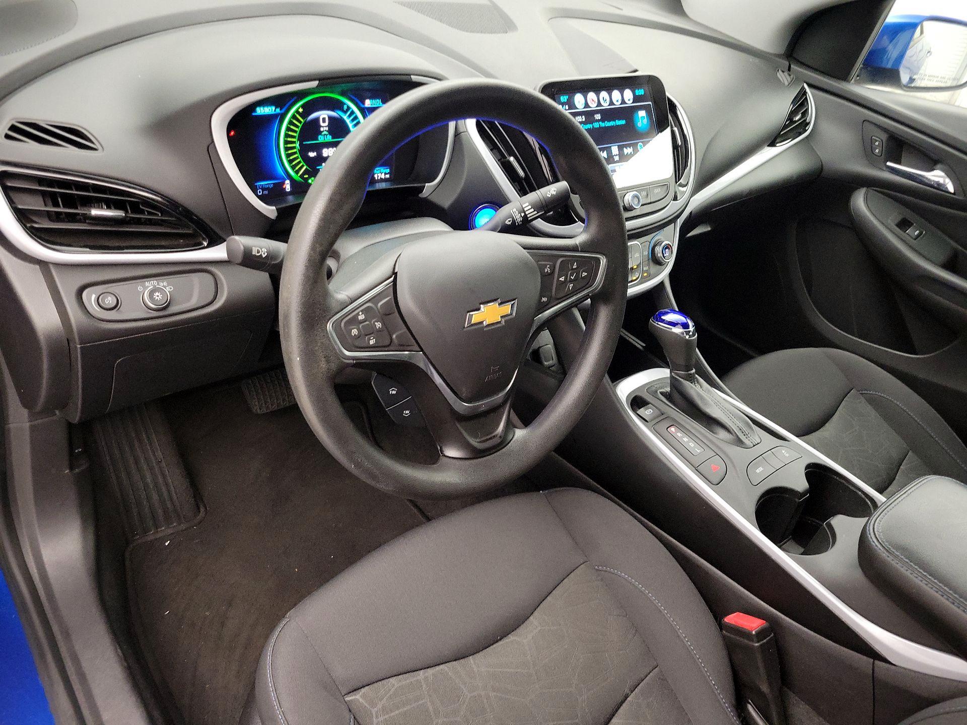 Thumbnail: 2018 Chevrolet Volt - 9