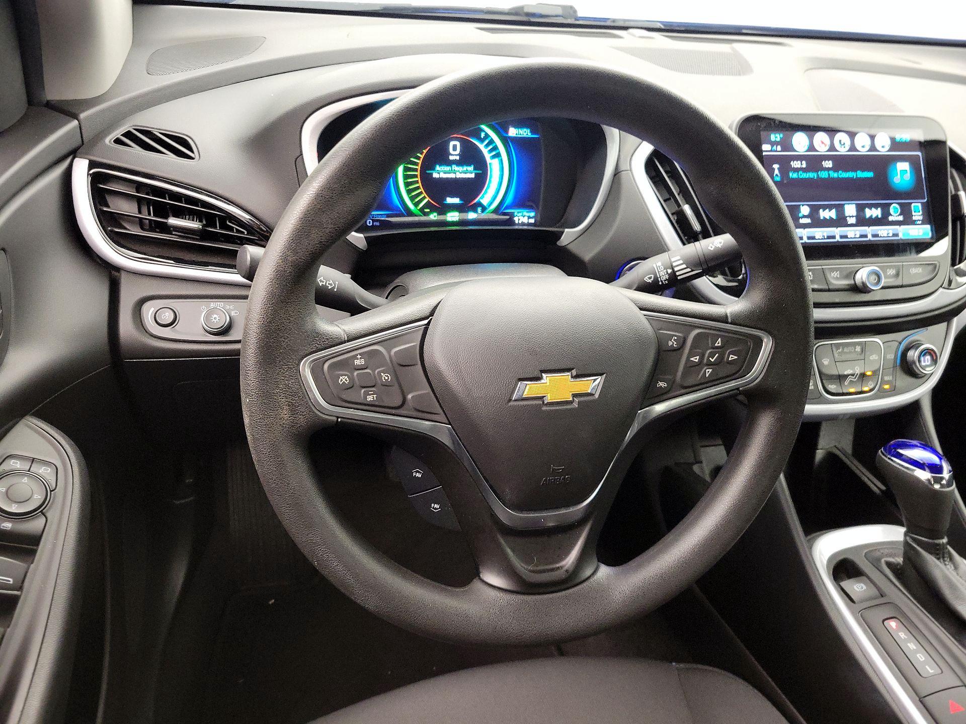 Thumbnail: 2018 Chevrolet Volt - 10