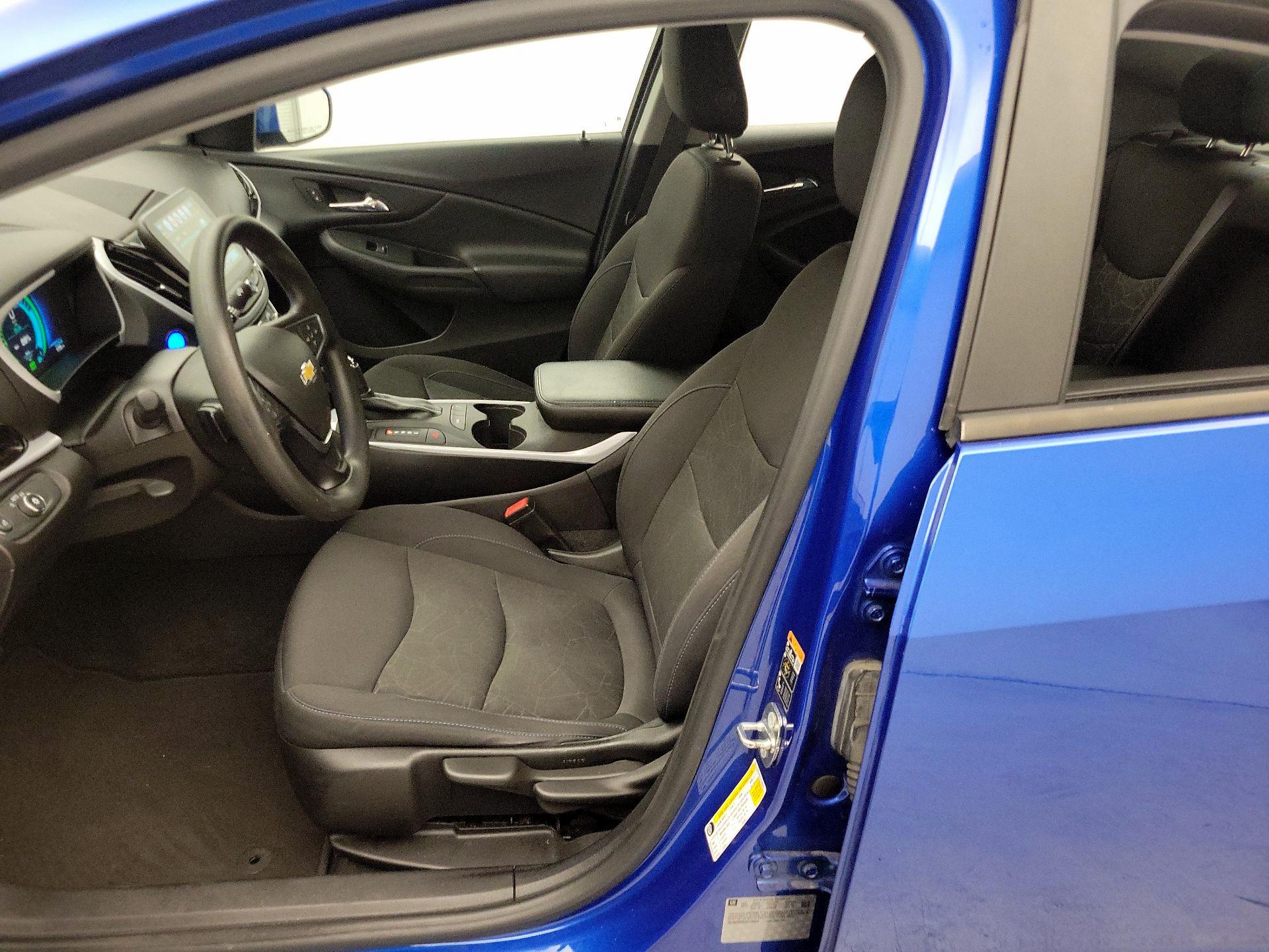 Thumbnail: 2018 Chevrolet Volt - 11