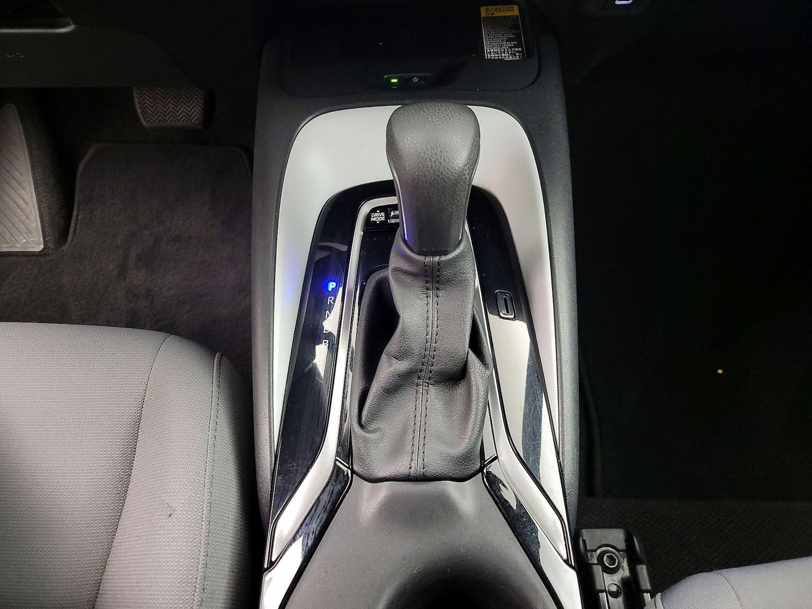 2024 Toyota Corolla SE - Photo 16