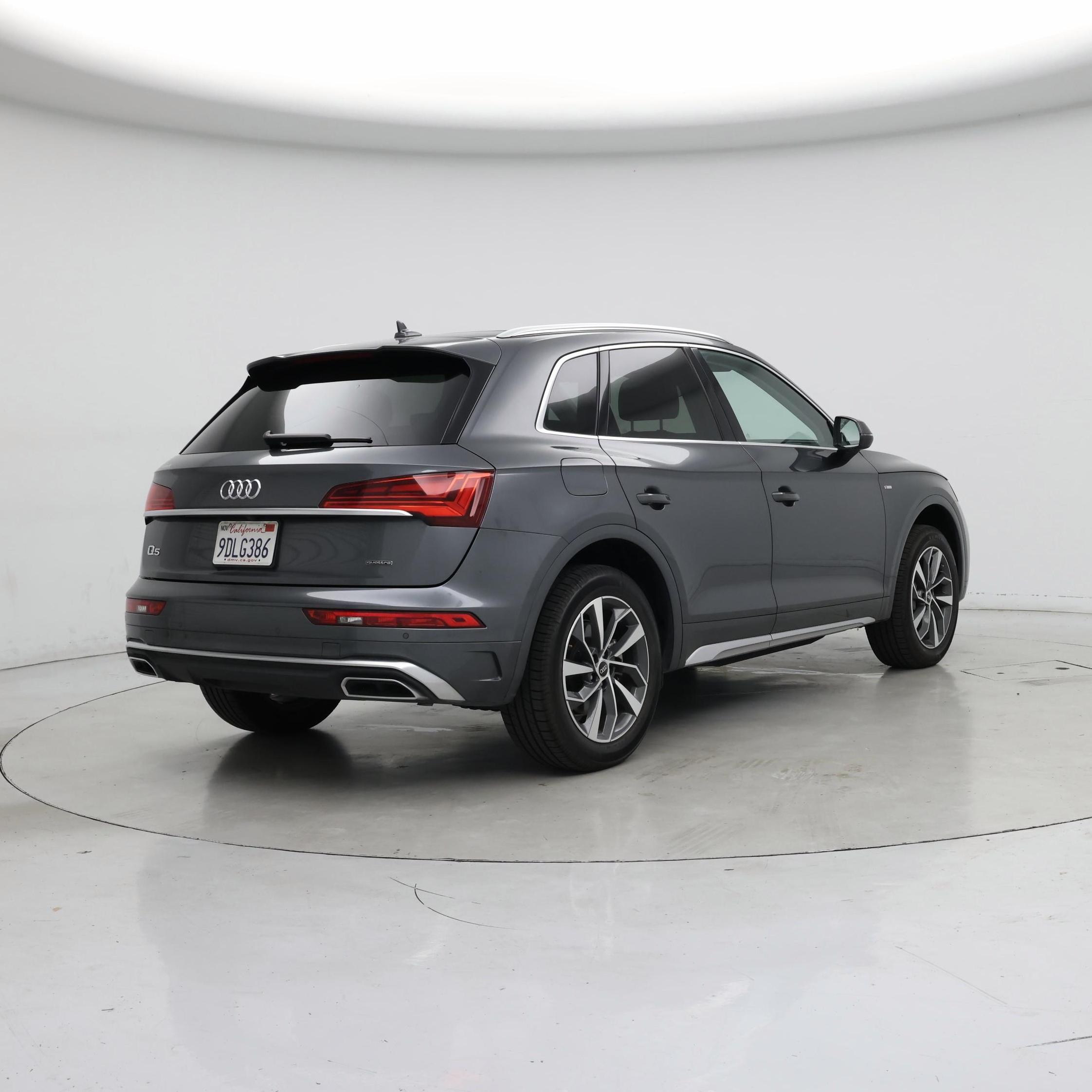 Thumbnail: 2023 Audi Q5 - 8
