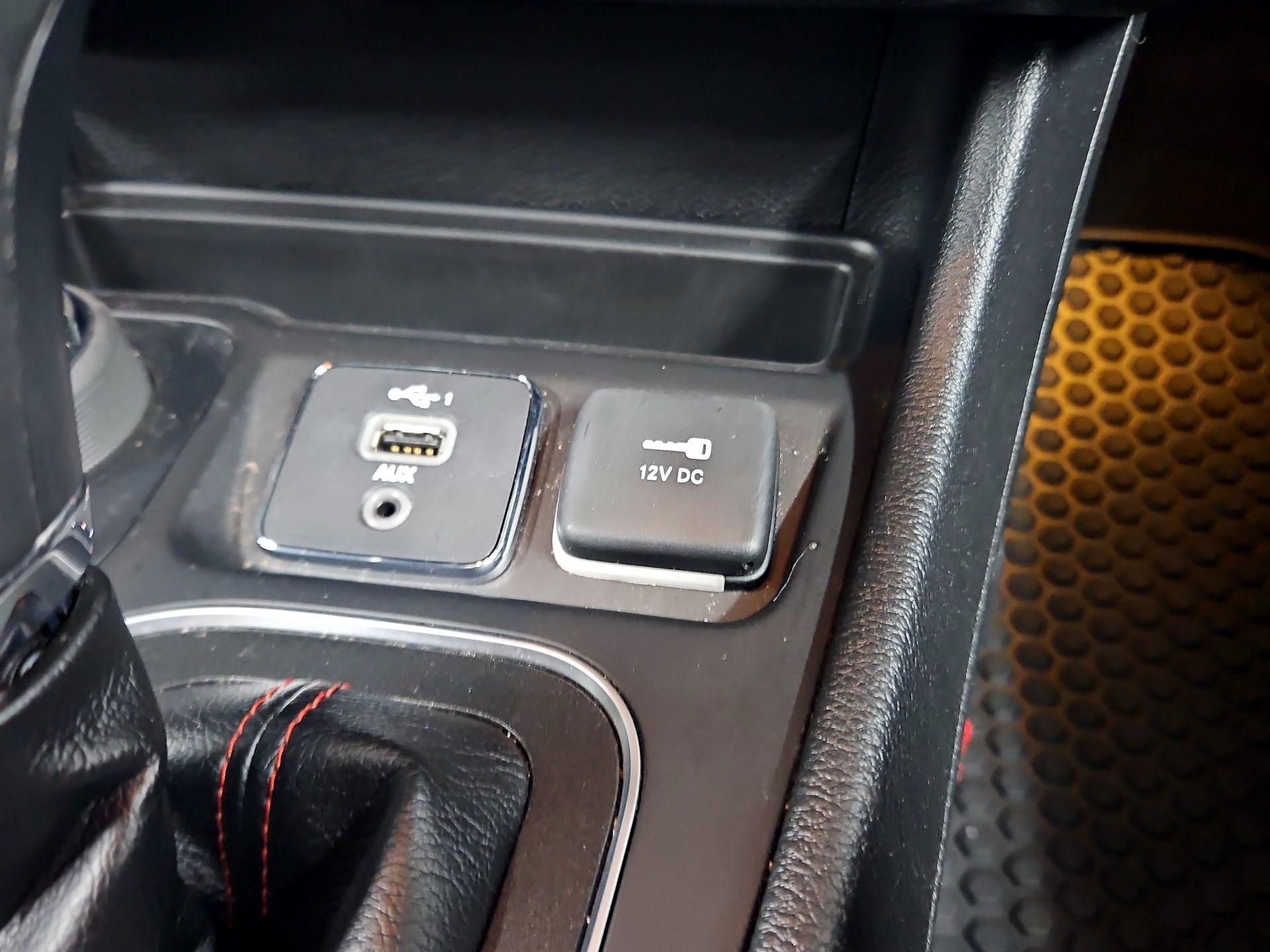 Thumbnail: 2021 Jeep Cherokee - 19