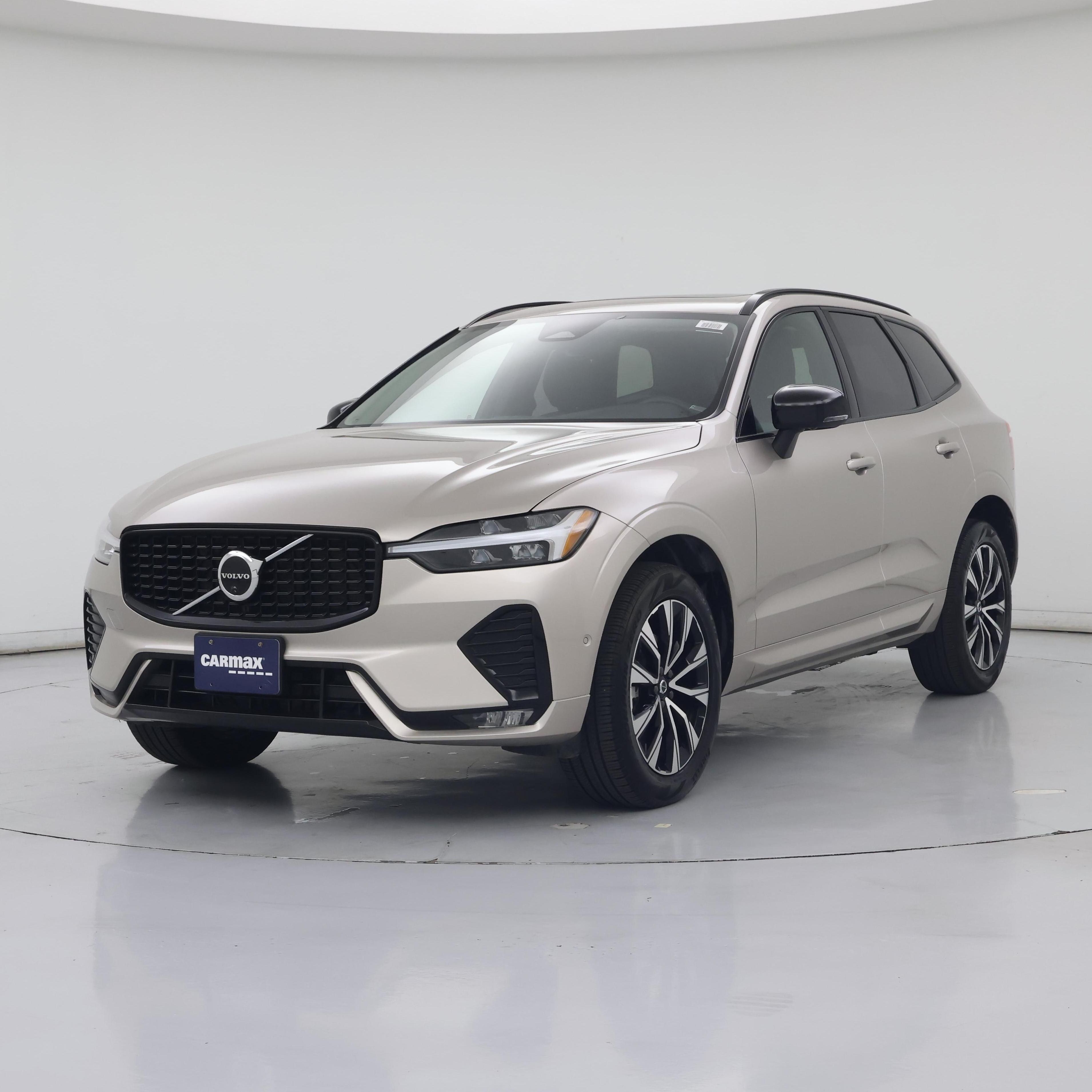 Thumbnail: 2025 Volvo XC60 - 4