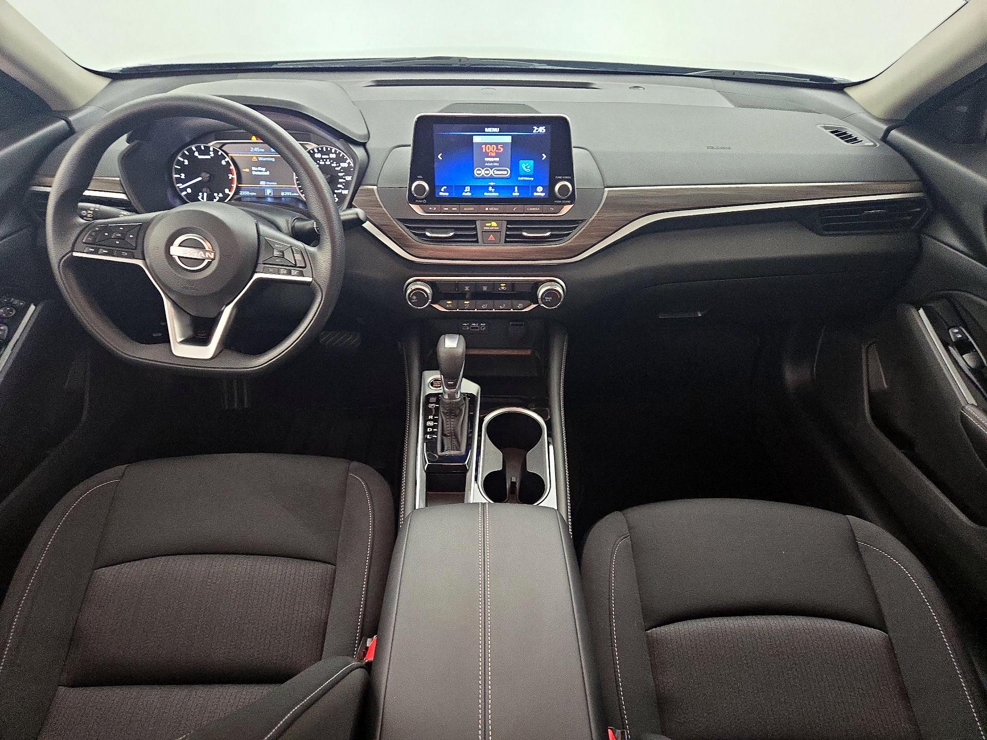 Thumbnail: 2023 Nissan Altima - 9