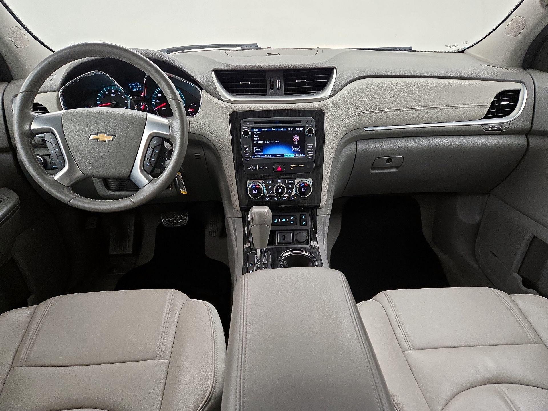 Thumbnail: 2017 Chevrolet Traverse - 9