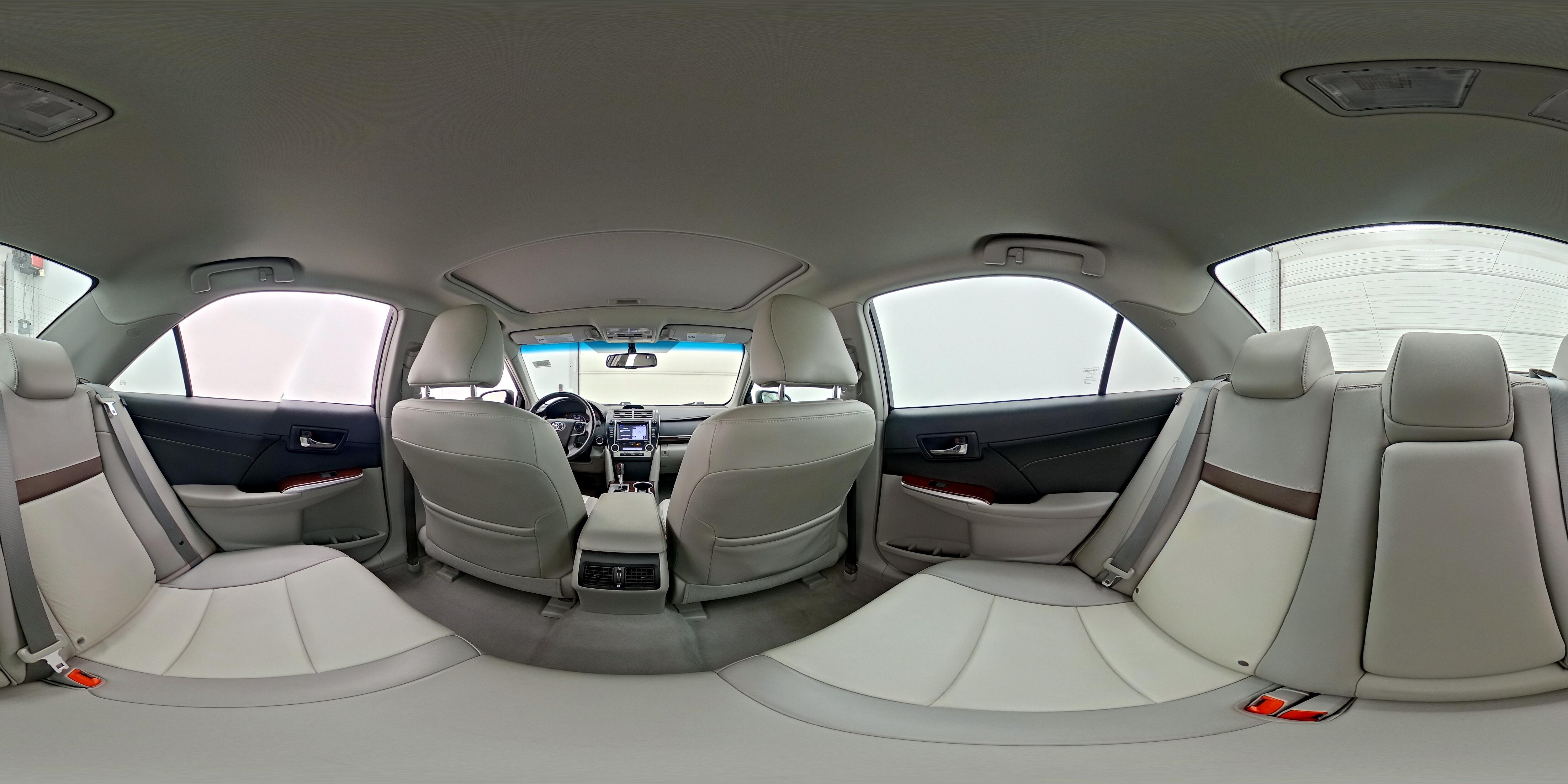 2014 Toyota Camry XLE - Photo 27