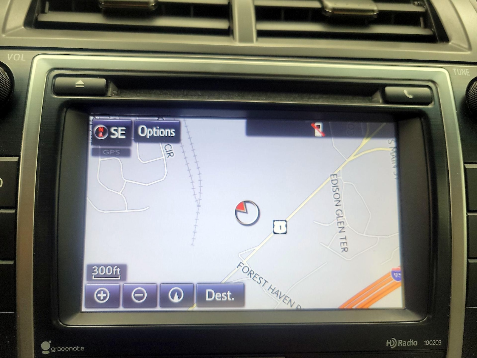 2014 Toyota Camry XLE - Photo 15