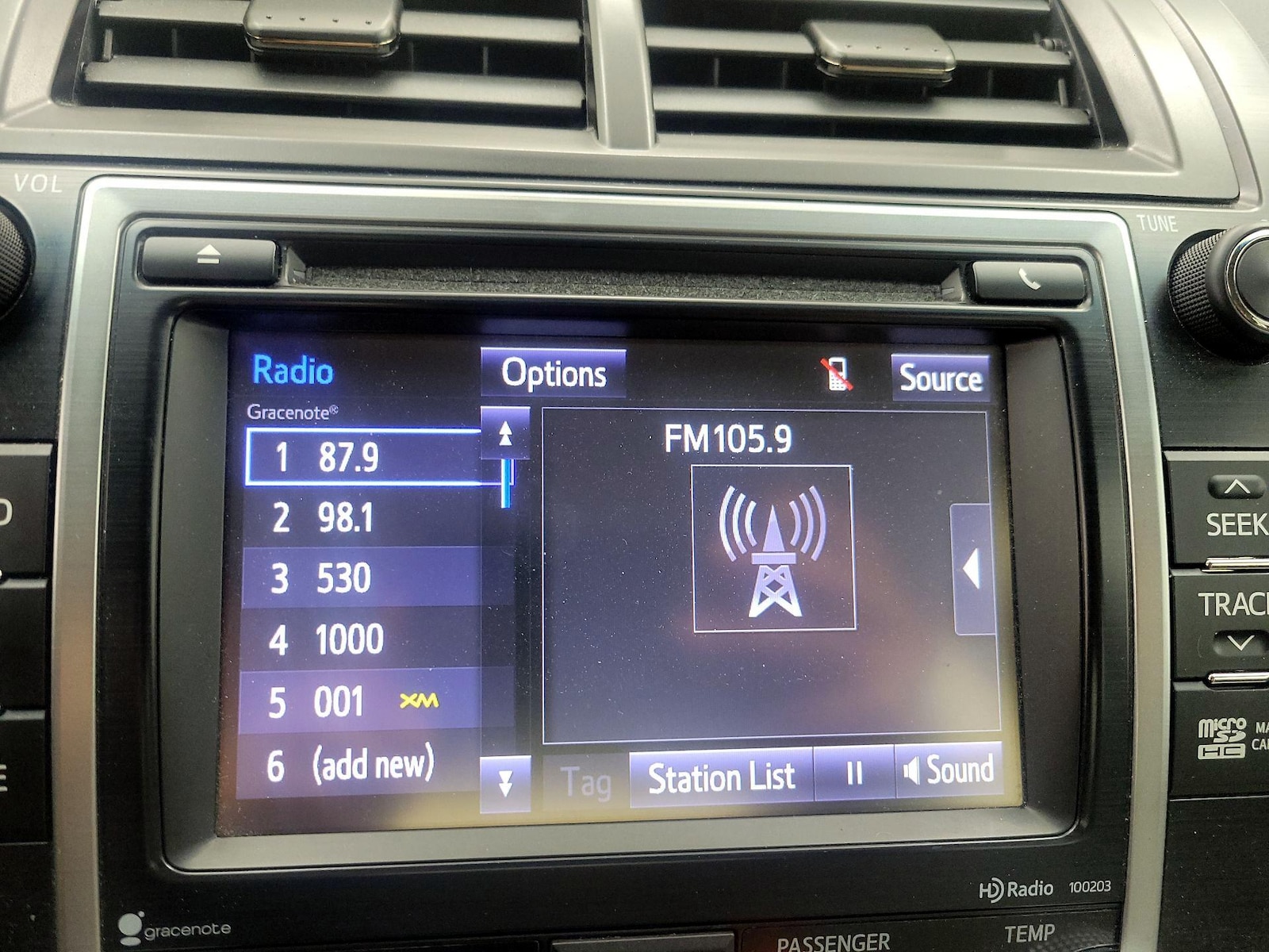 2014 Toyota Camry XLE - Photo 17