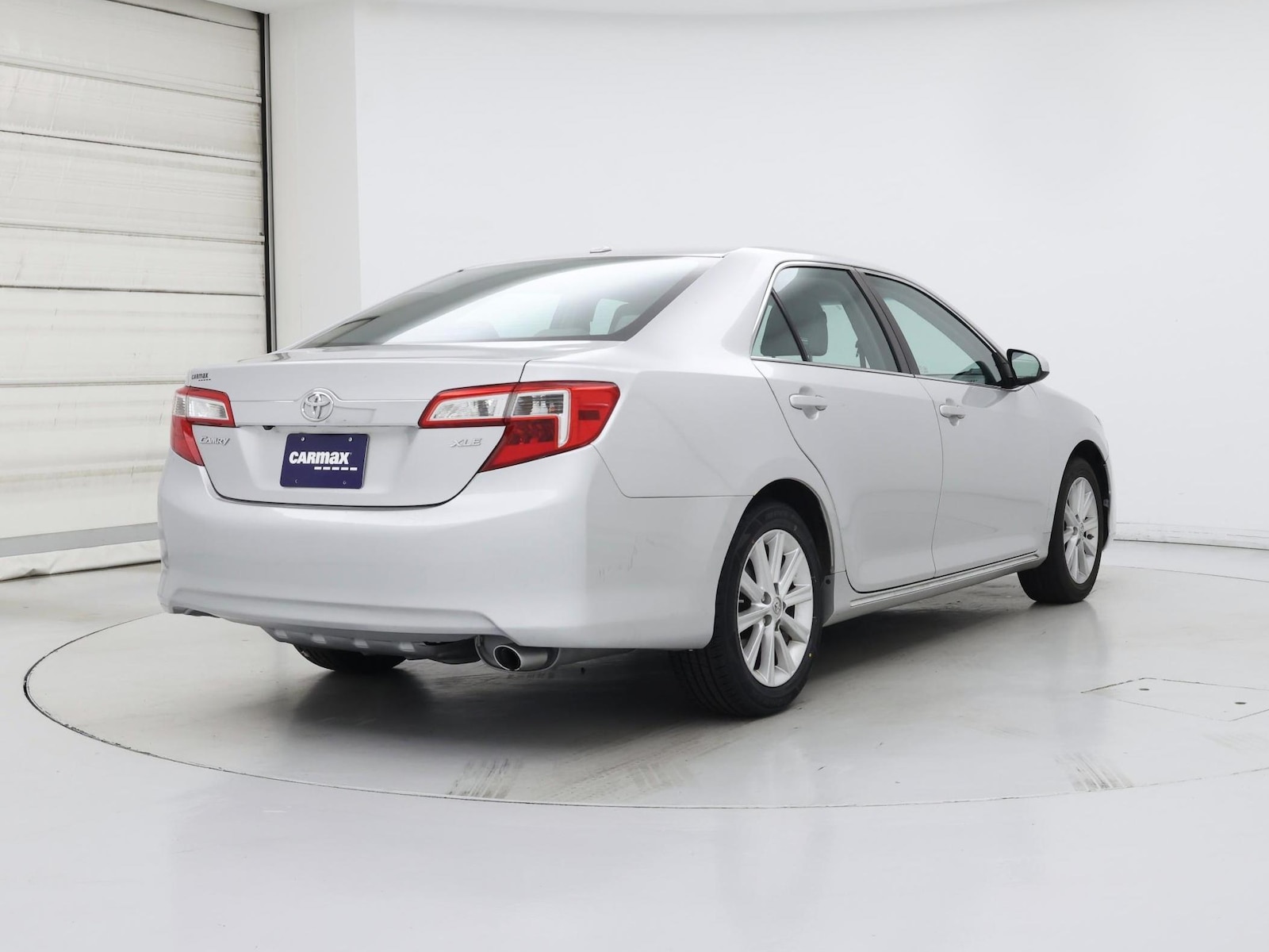 2014 Toyota Camry XLE - Photo 9