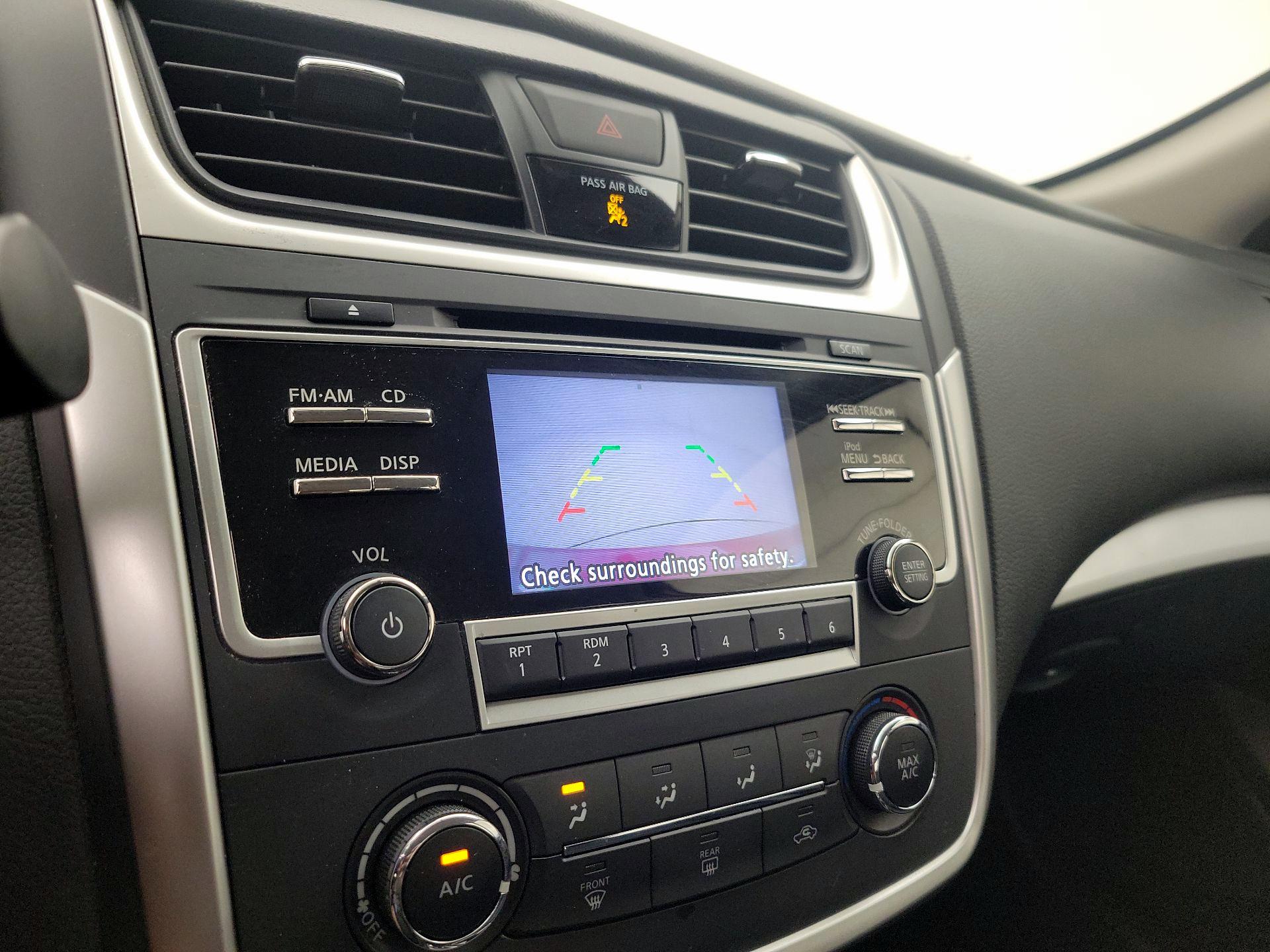 Thumbnail: 2018 Nissan Altima - 14