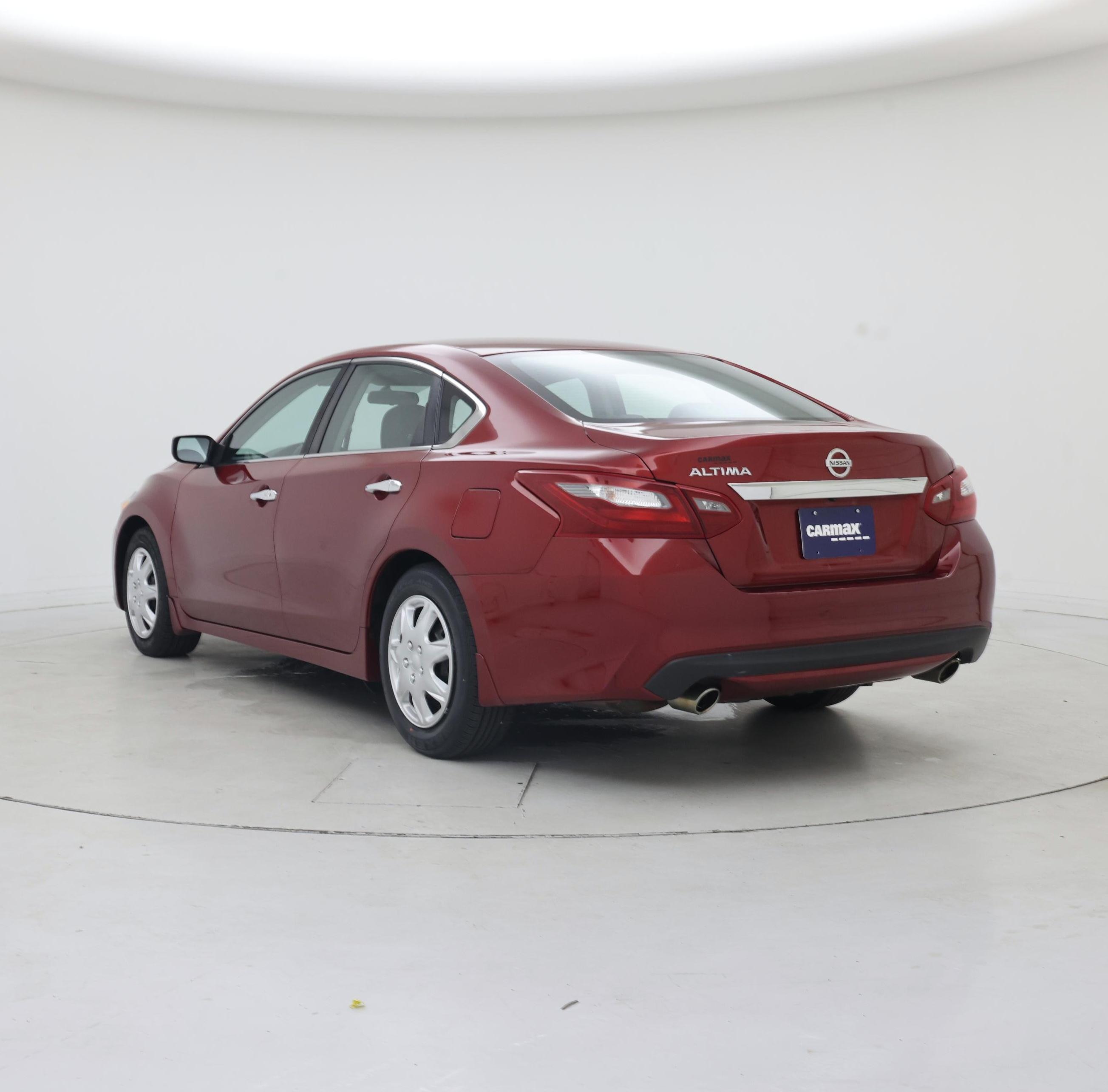Thumbnail: 2018 Nissan Altima - 2