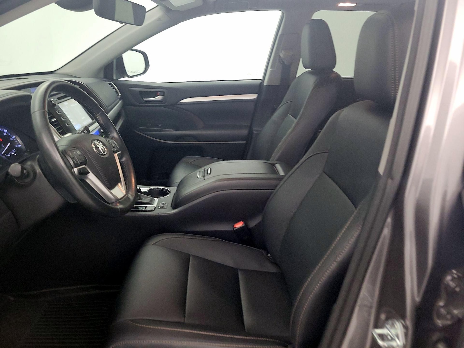 2017 Toyota Highlander XLE - Photo 12