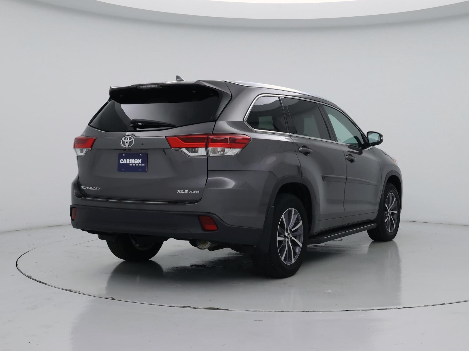 2017 Toyota Highlander XLE - Photo 9