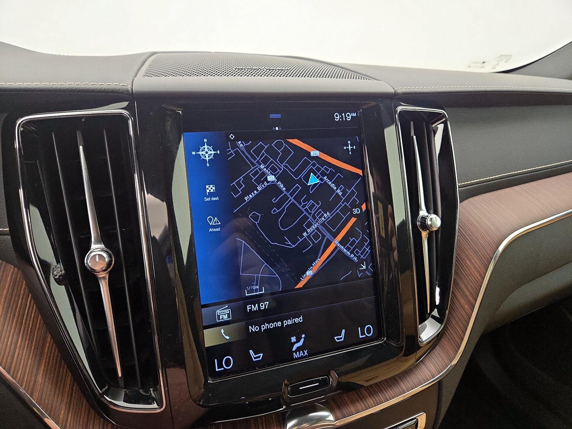 Thumbnail: 2019 Volvo XC60 - 14
