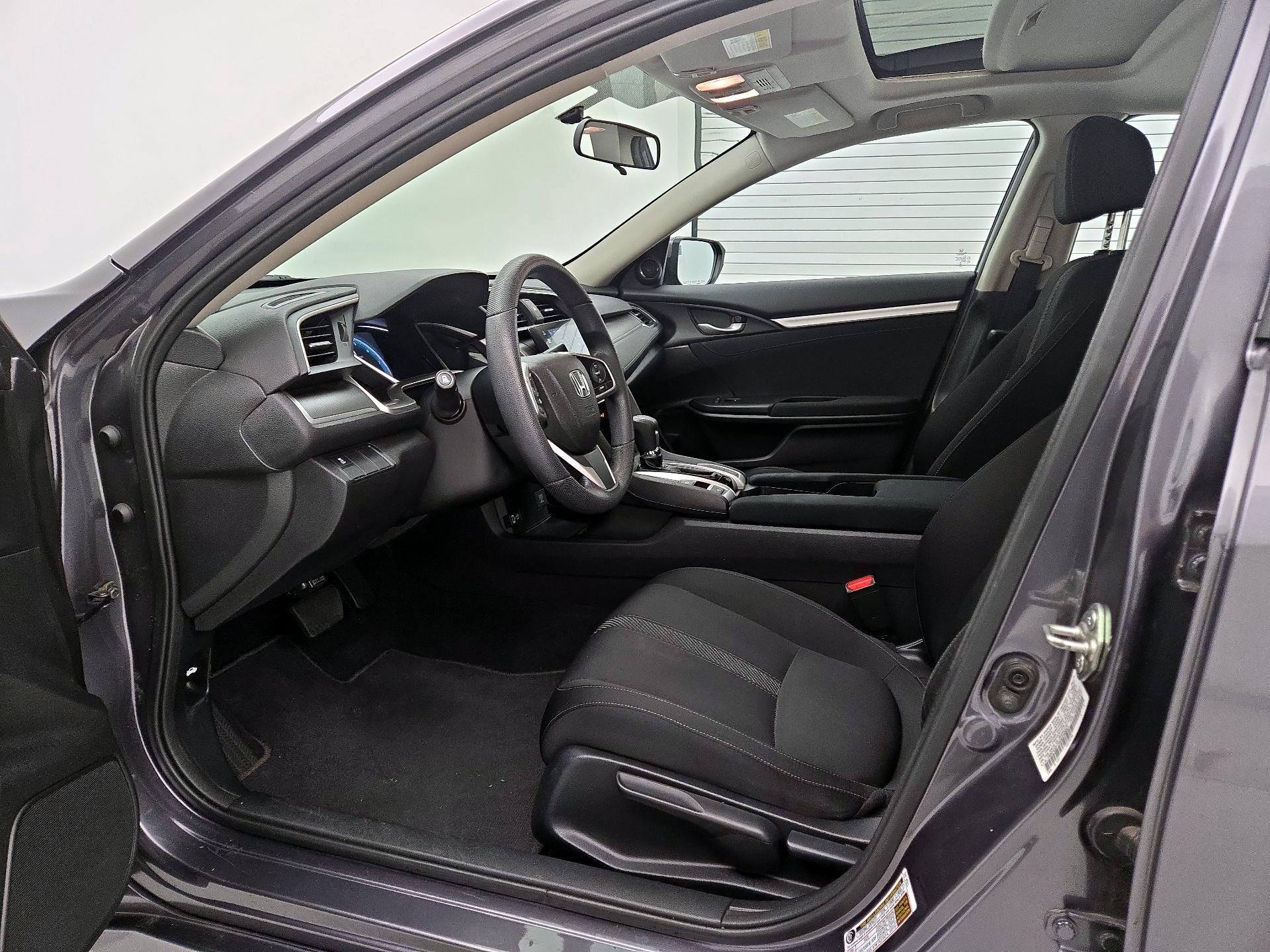 Thumbnail: 2016 Honda Civic - 11