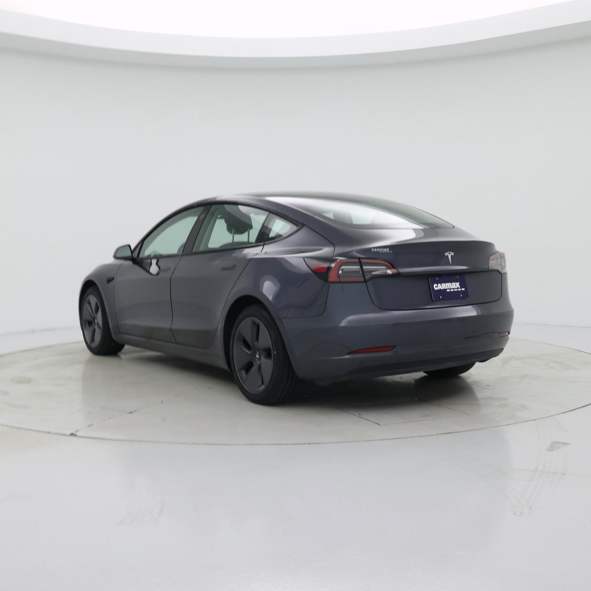 Thumbnail: 2023 Tesla Model 3 - 2