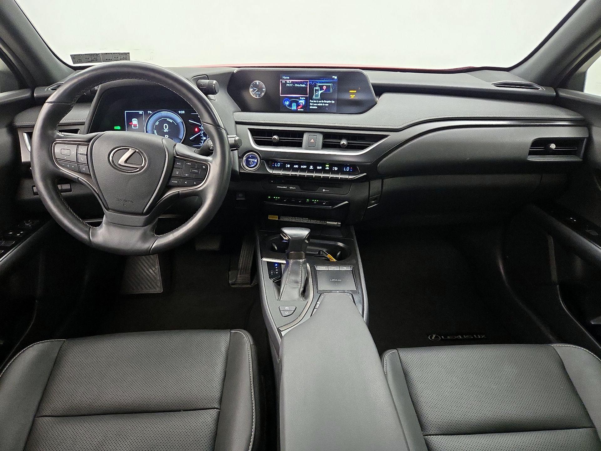Thumbnail: 2020 Lexus UX - 9
