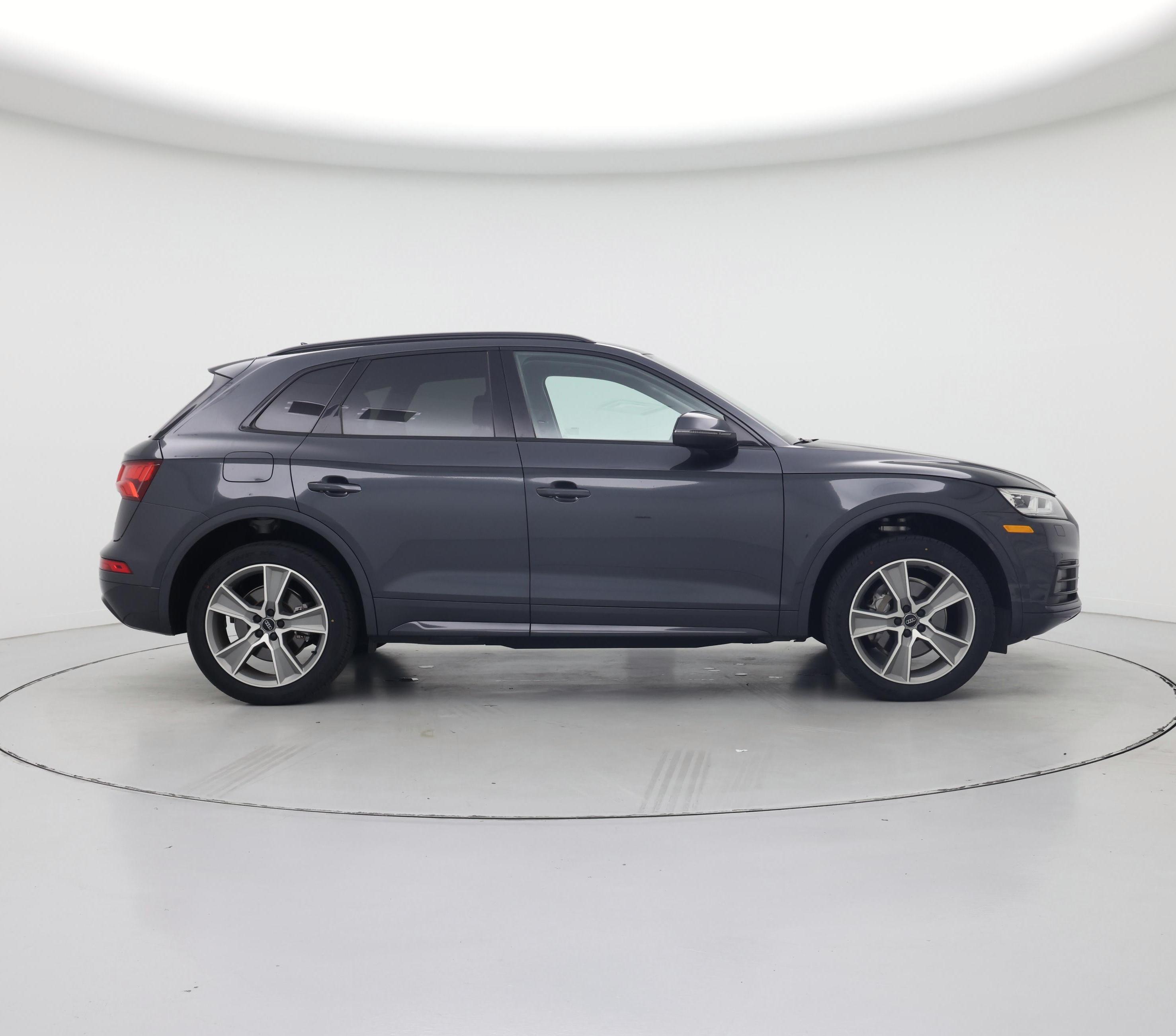 Thumbnail: 2020 Audi Q5 - 7