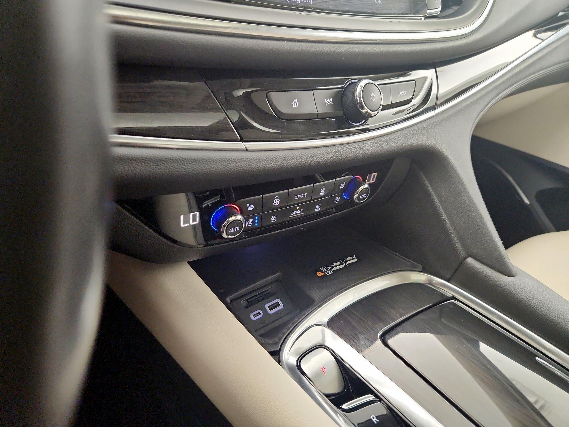 Thumbnail: 2022 Buick Enclave - 14
