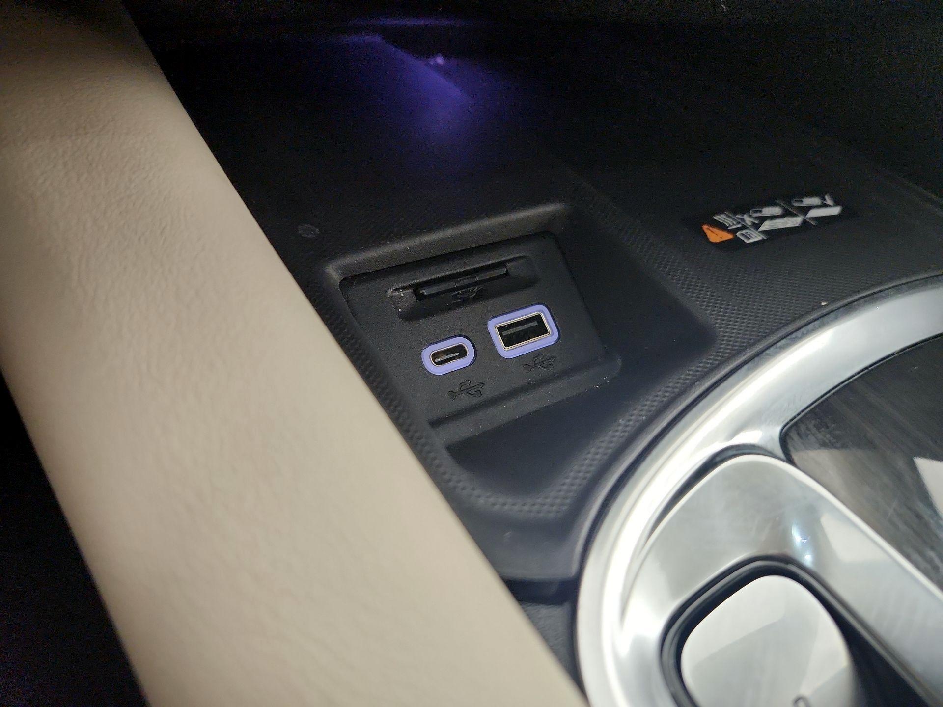 Thumbnail: 2022 Buick Enclave - 16
