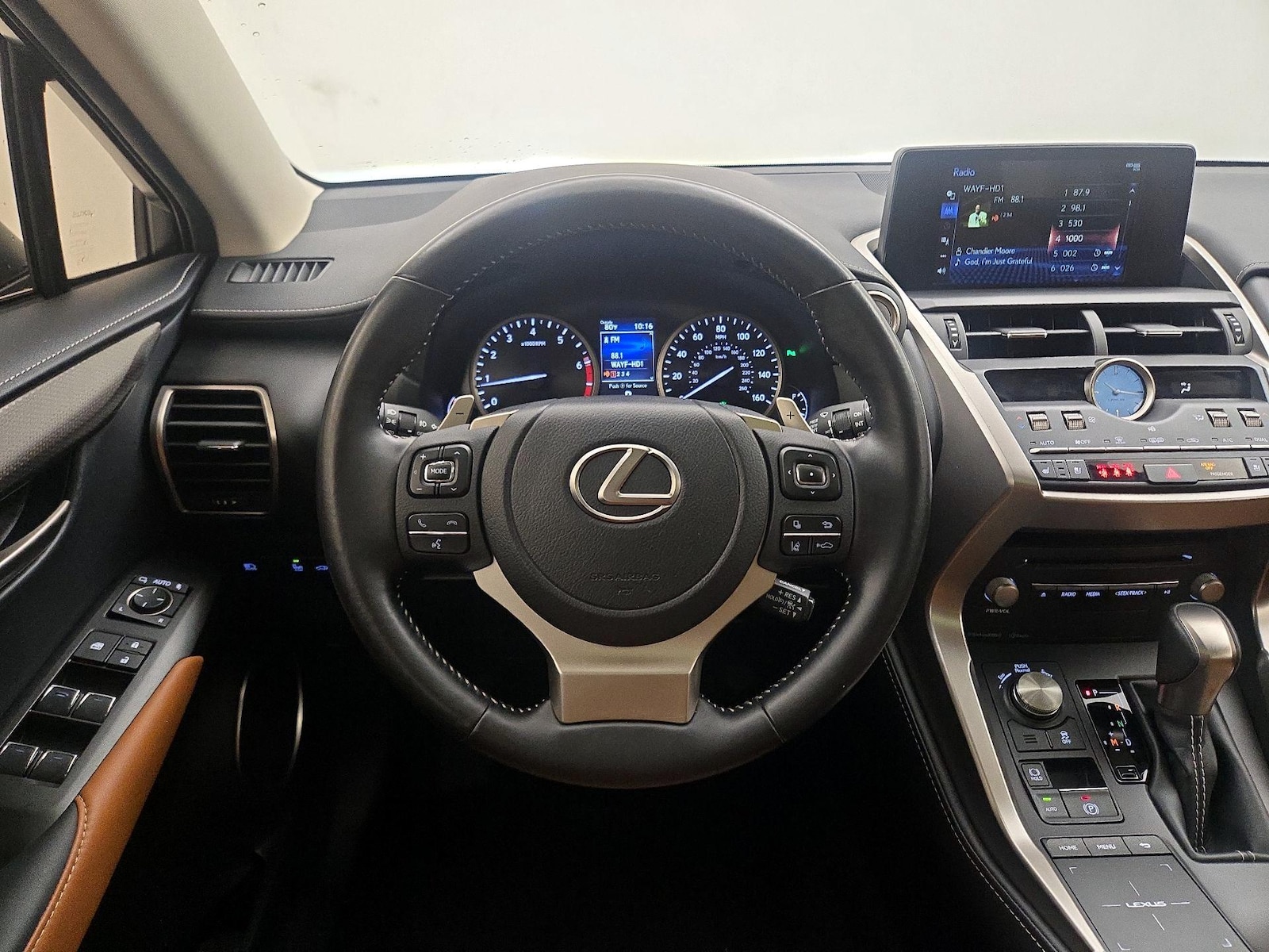2021 Lexus NX 300 - Photo 11