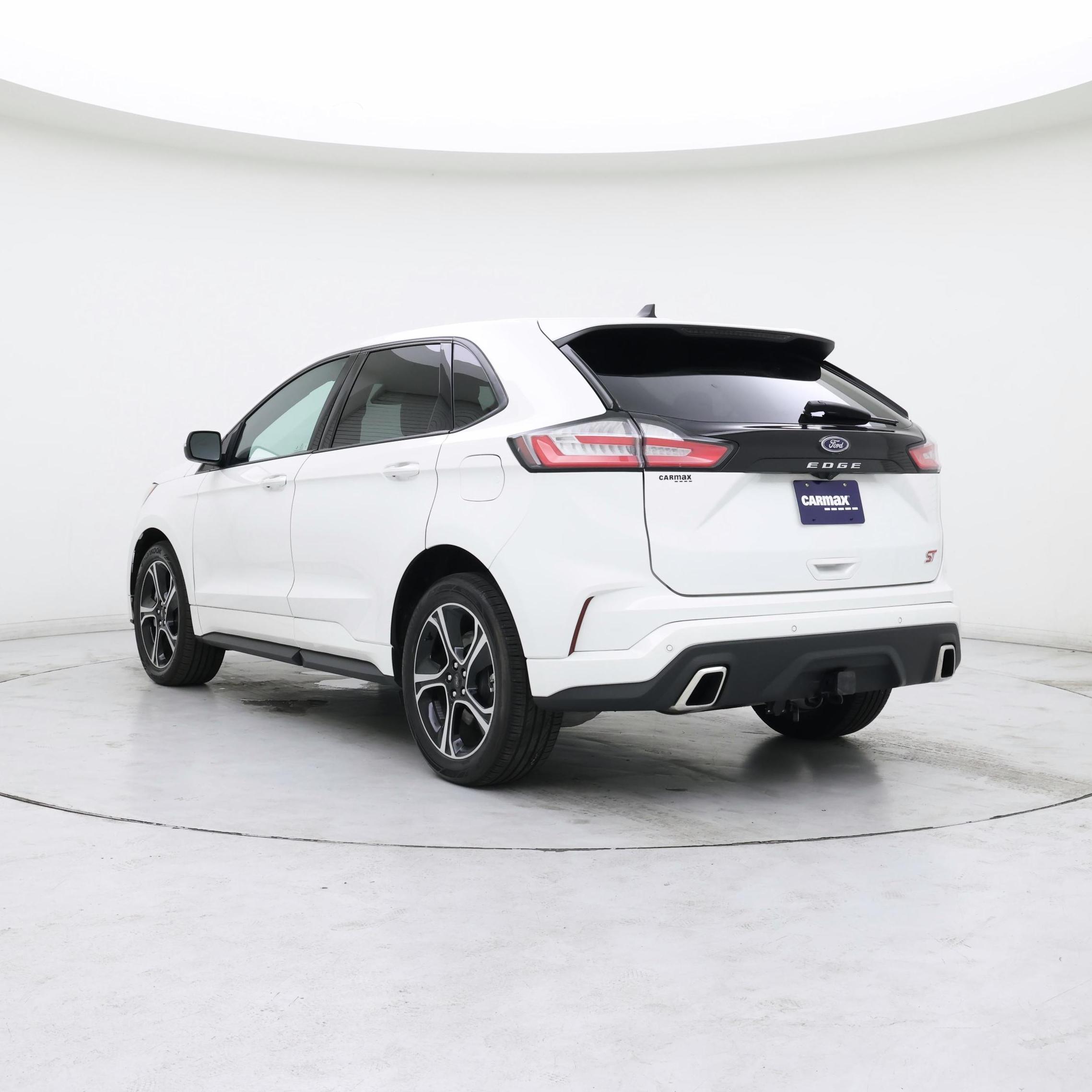 Thumbnail: 2023 Ford Edge - 2