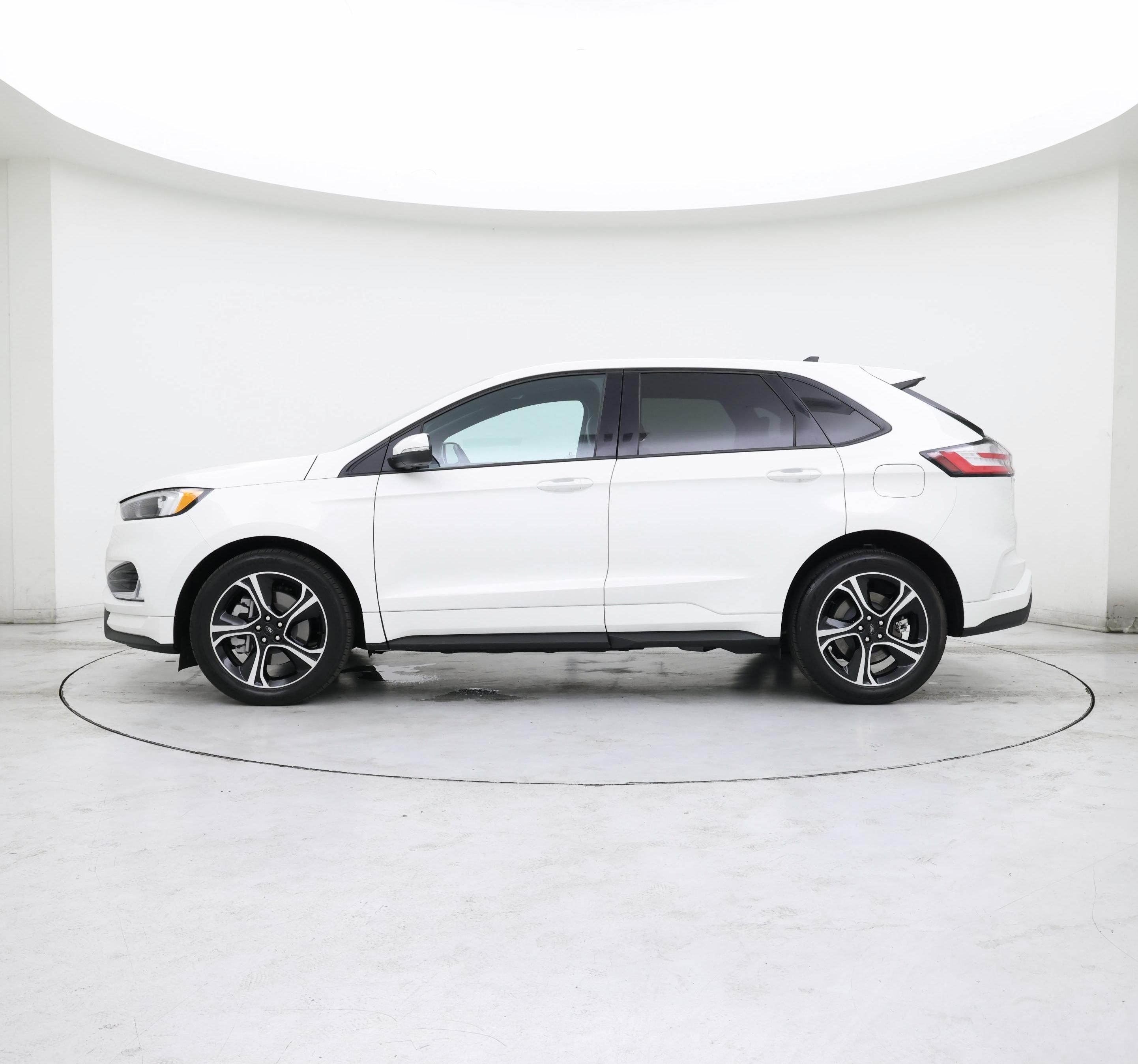 Thumbnail: 2023 Ford Edge - 3