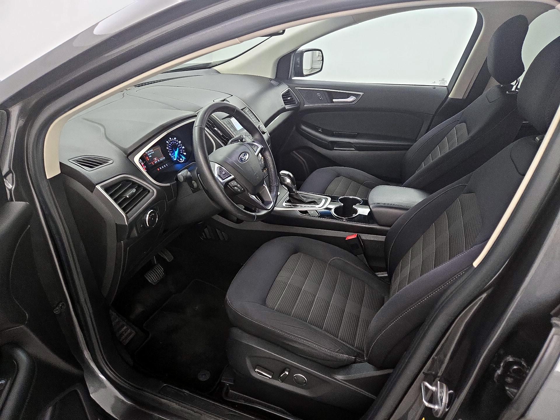 Thumbnail: 2018 Ford Edge - 11